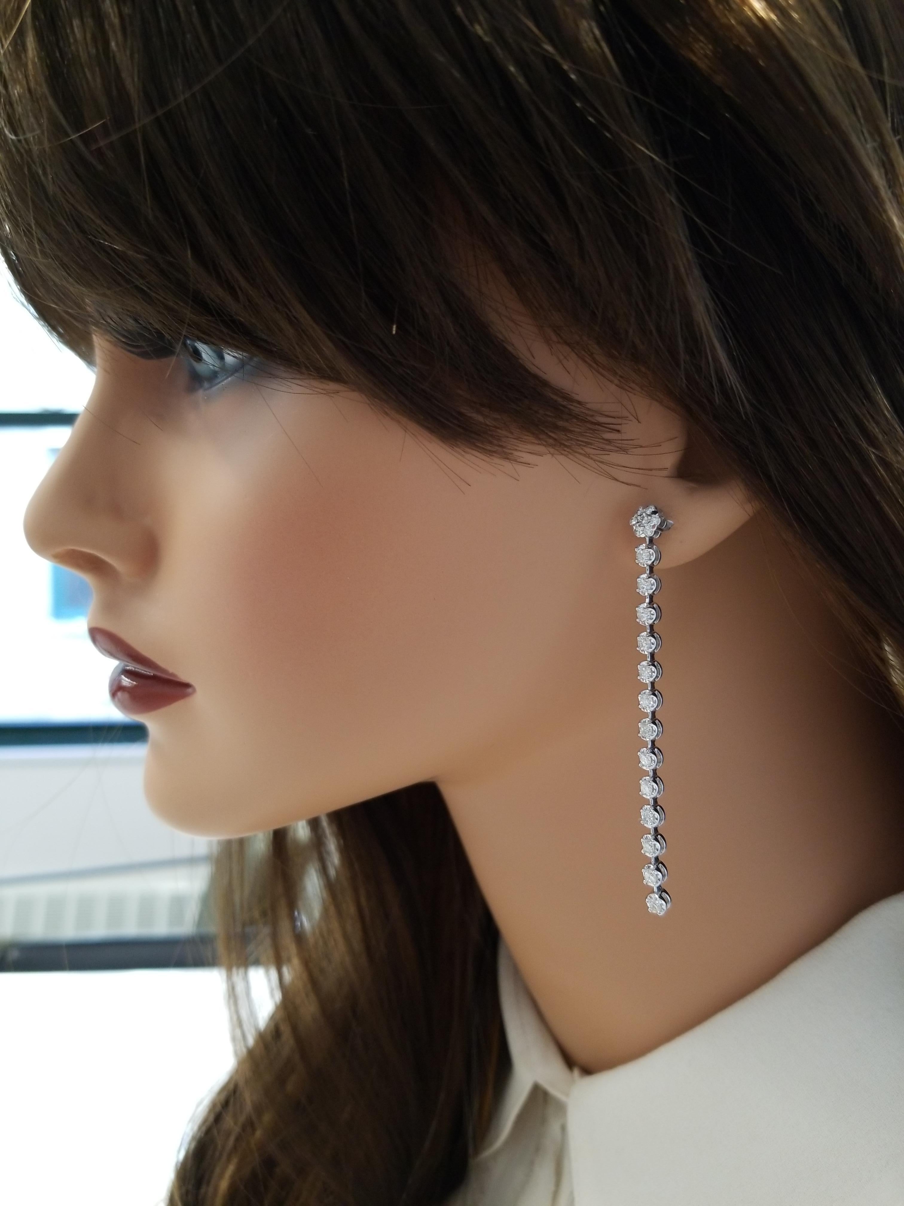 Women's 1.85 Carat Total Diamond Dangle Earrings in 14 Karat White Gold