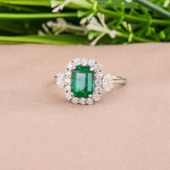 1.85 Carat Zambian Emerald Cocktail Ring 0.81 Carat SI/H Diamond 14k White Gold