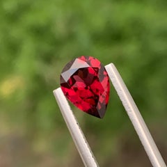 1,85 Karat natürlicher loser Rhodolith Granat Birnenform in Birnenform