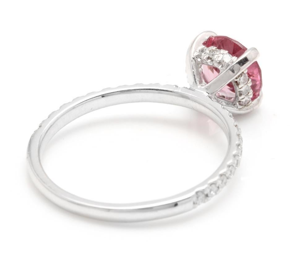 Bague en or blanc massif 14 carats avec tourmaline naturelle de 1,85 carat et diamants Pour femmes en vente