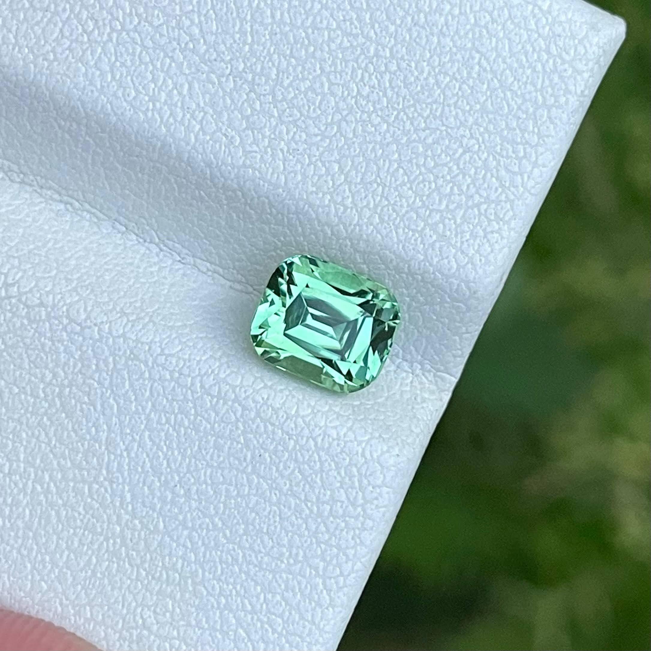 1,85 Karat Meer Form lose Turmalin Stein Cushion Cut tansanischen Edelstein (Moderne) im Angebot