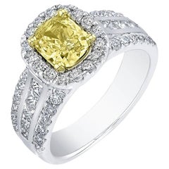 1,85 Ct. Bague canari fantaisie en diamant jaune taille coussin VS2 certifié GIA