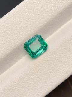 1.85 Ct GIA Certified Natural Emerald No Oil Bluish Green  Eye clean Zambia
