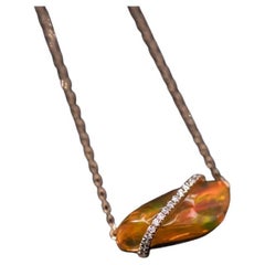 1.85 ct Mexican Fire Opal & Diamond Necklace 18K Yellow Gold