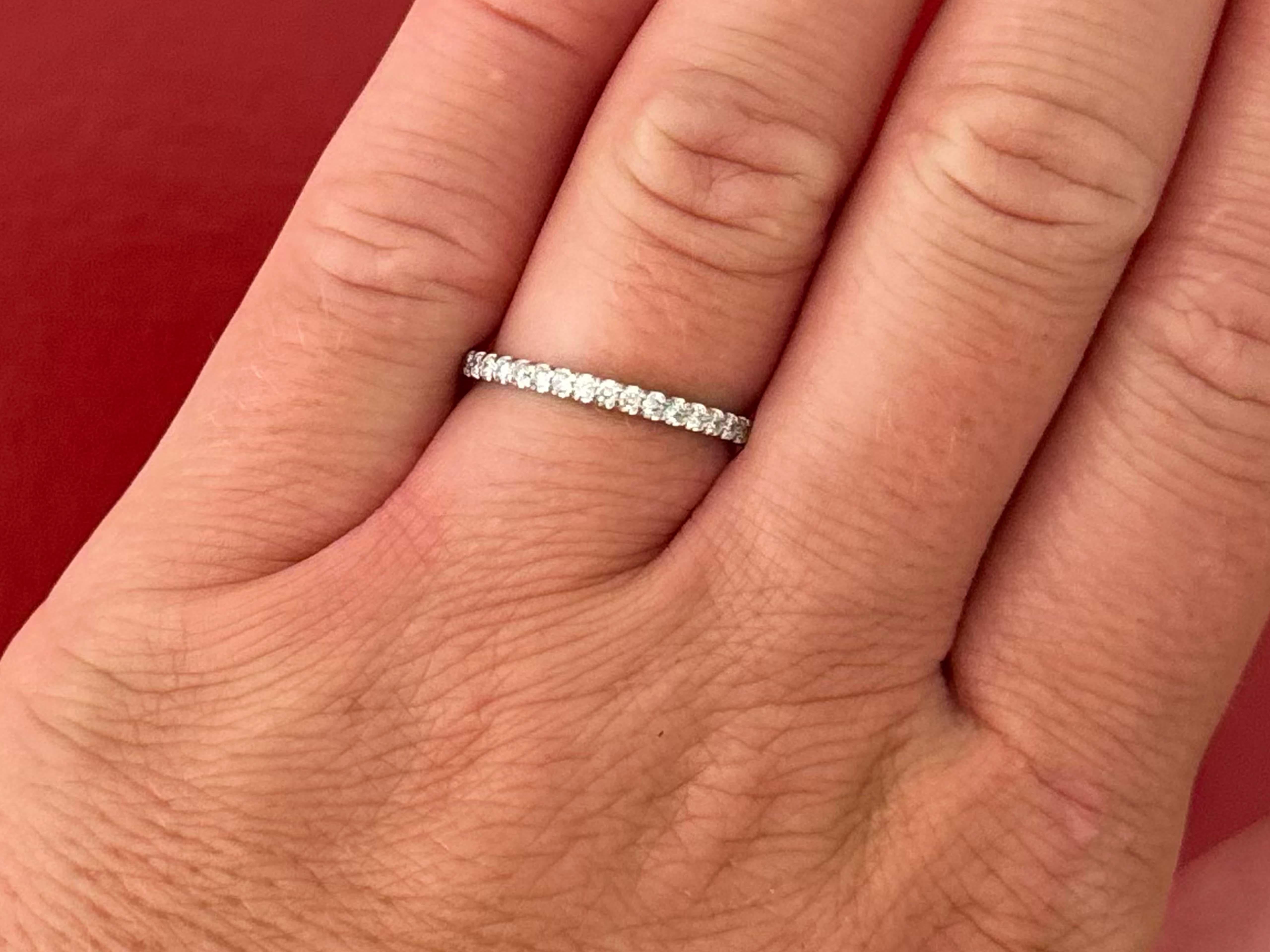 Item Specifications:

Metal: 10K White Gold

Ring Size: 7

Total Weight:  1.4 grams
​
​Band Width: 1.85 mm

Diamond Specifications:

Diamond Count: 16
​
​Diamond Carat Weight: ~0.12-0.15 carats

Diamond Color: G-H

Diamond Clarity: SI2-I1

Diamond