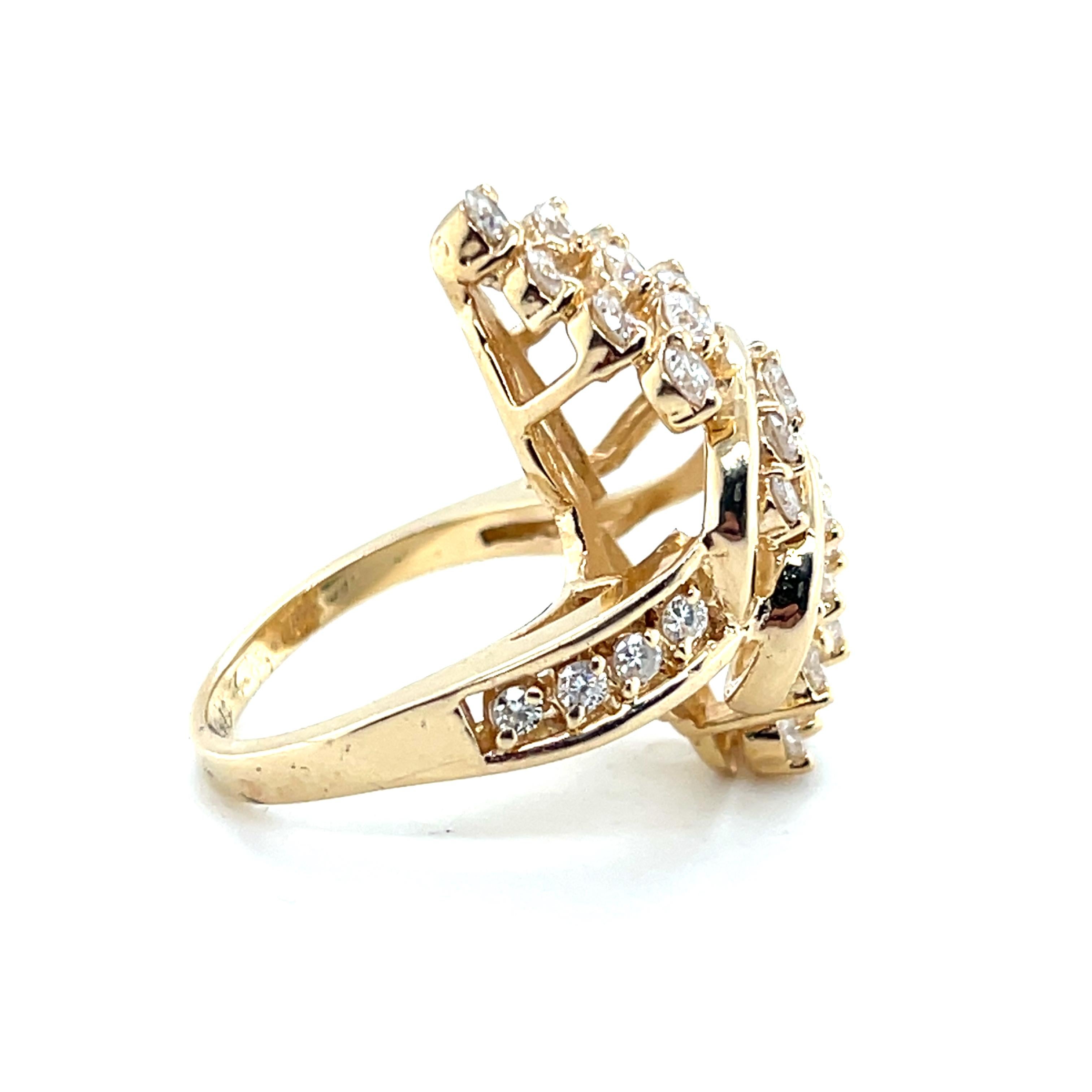Anello a grappolo con diamante da 1,85 TCW e oro giallo 14k 1980s in vendita 4