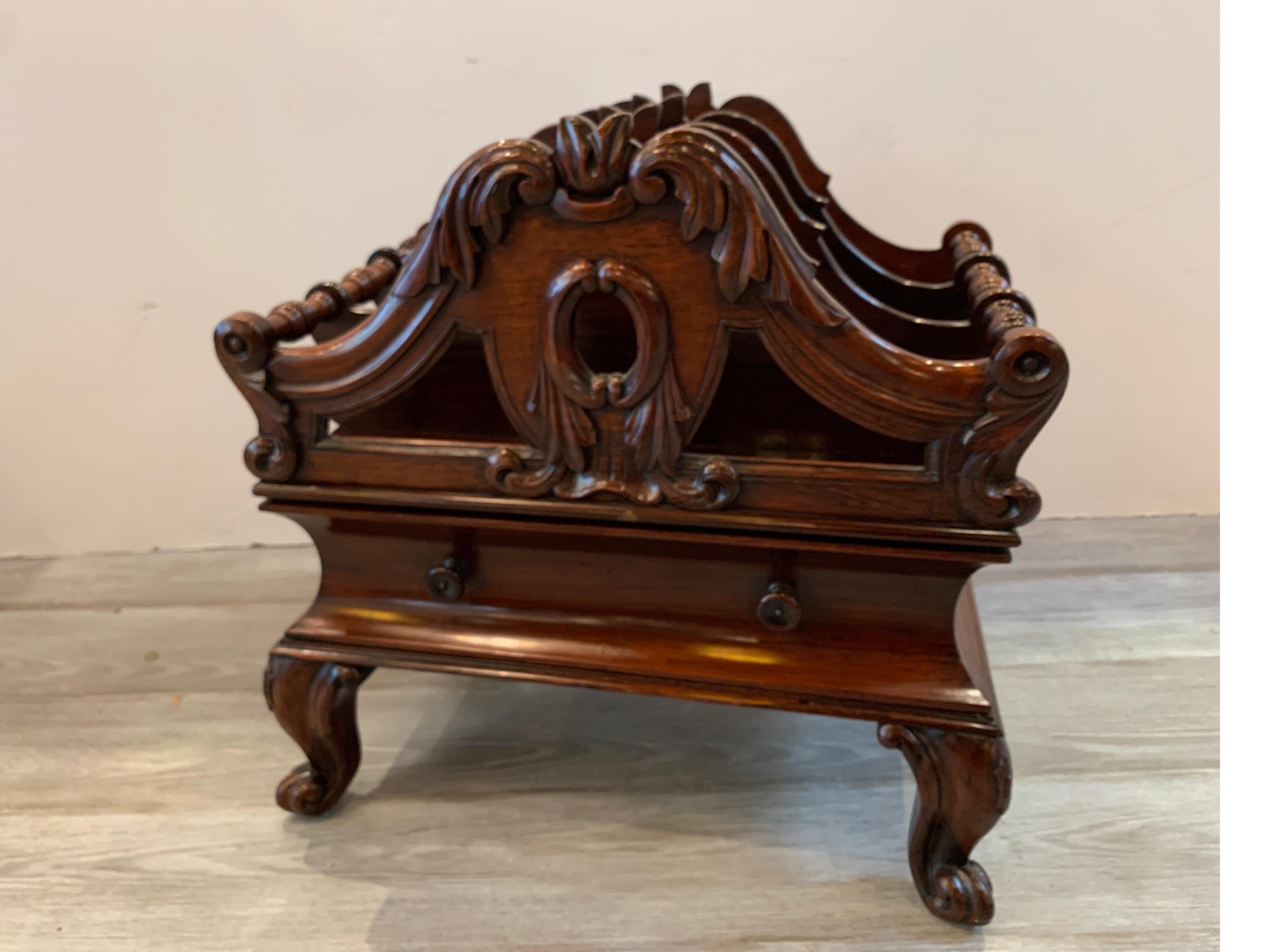 1850s-1860s Victorian Solid Rosewood Three Section Canterbury with Drawer For Sale 7