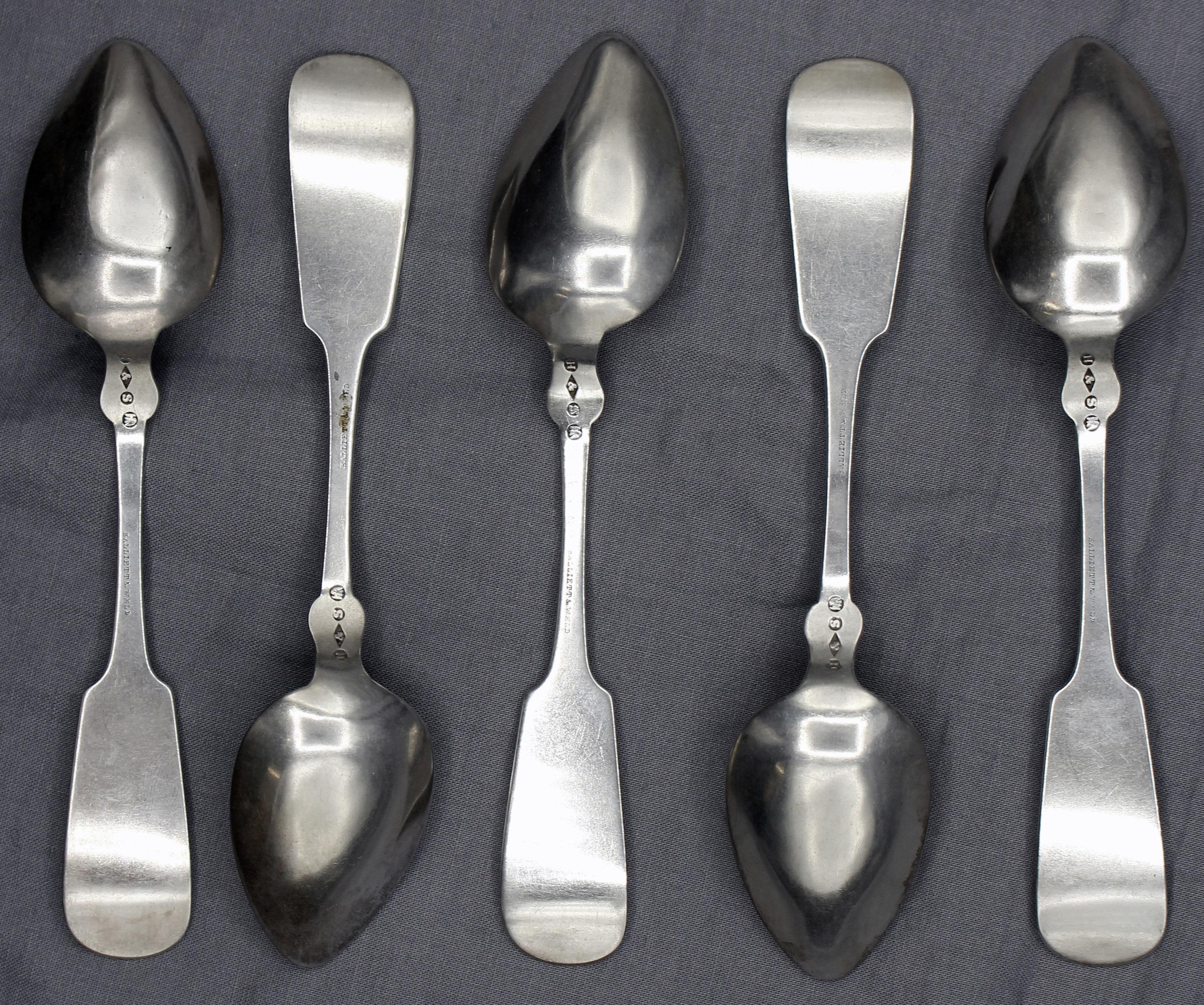 1850-1871 set of 5 coin silver teaspoons made by Hotchkiss & Schreuder (Schroeder), Syracuse, NY. Fiddleback. Retailed by Balliett & Weld. 2.85 troy oz.
5 5/8