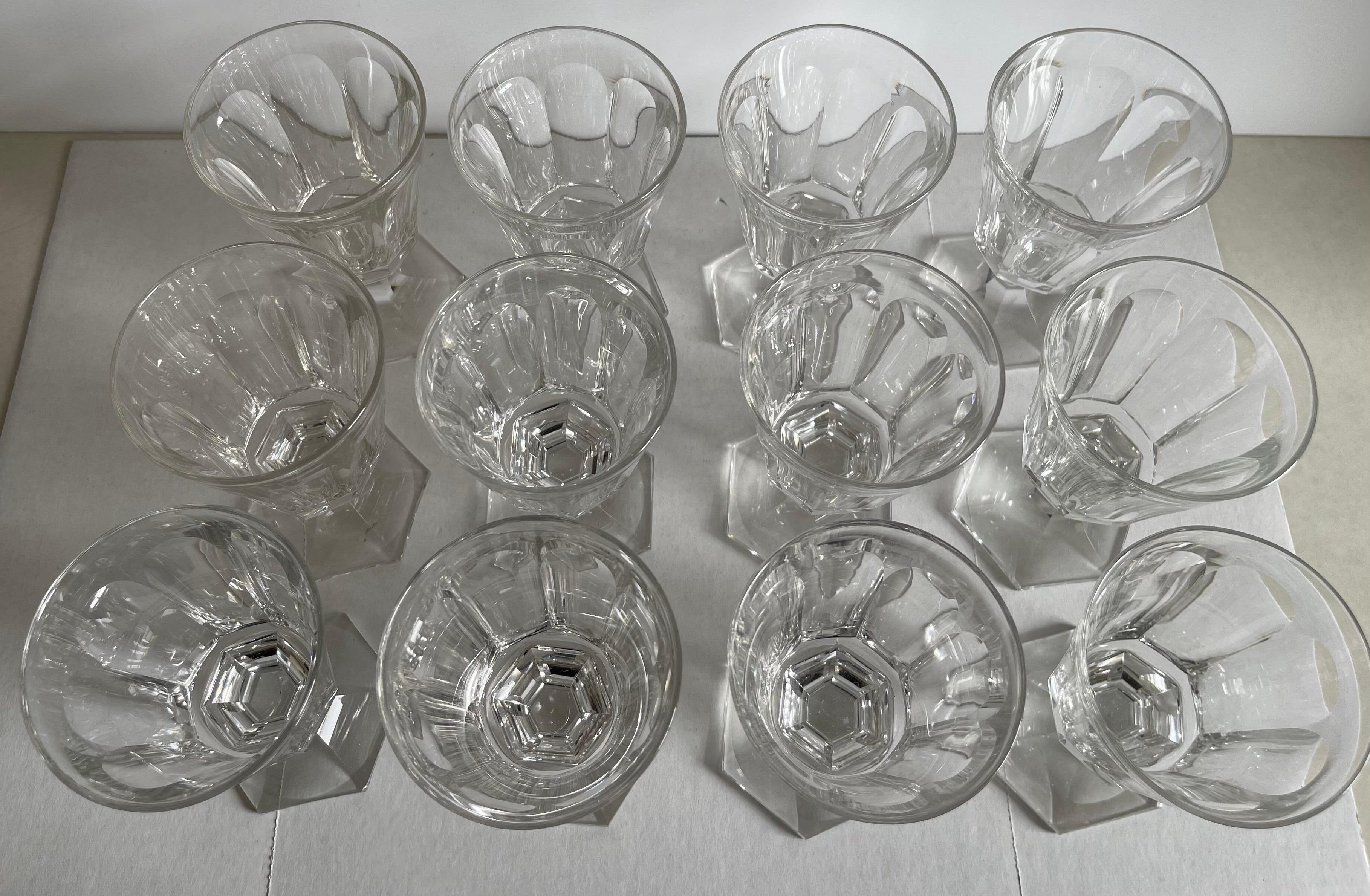 Americano Calici da acqua in vetro soffiato americano del 1850, S/12 in vendita