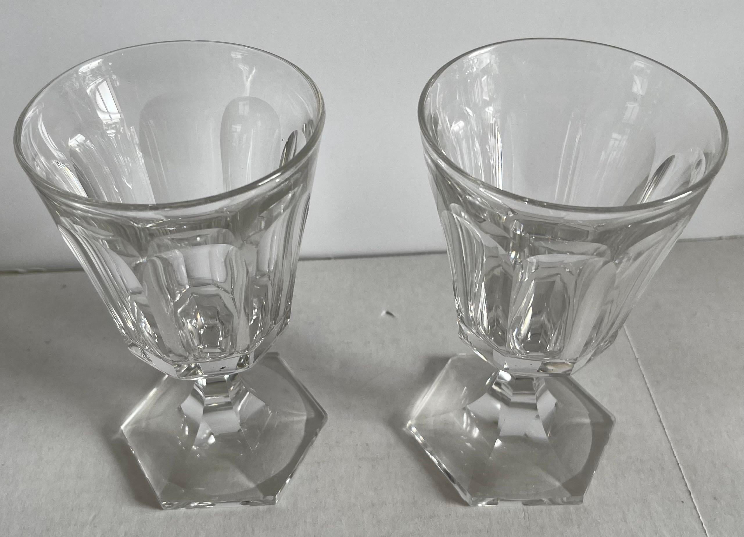 Metà XIX secolo Calici da acqua in vetro soffiato americano del 1850, S/12 in vendita