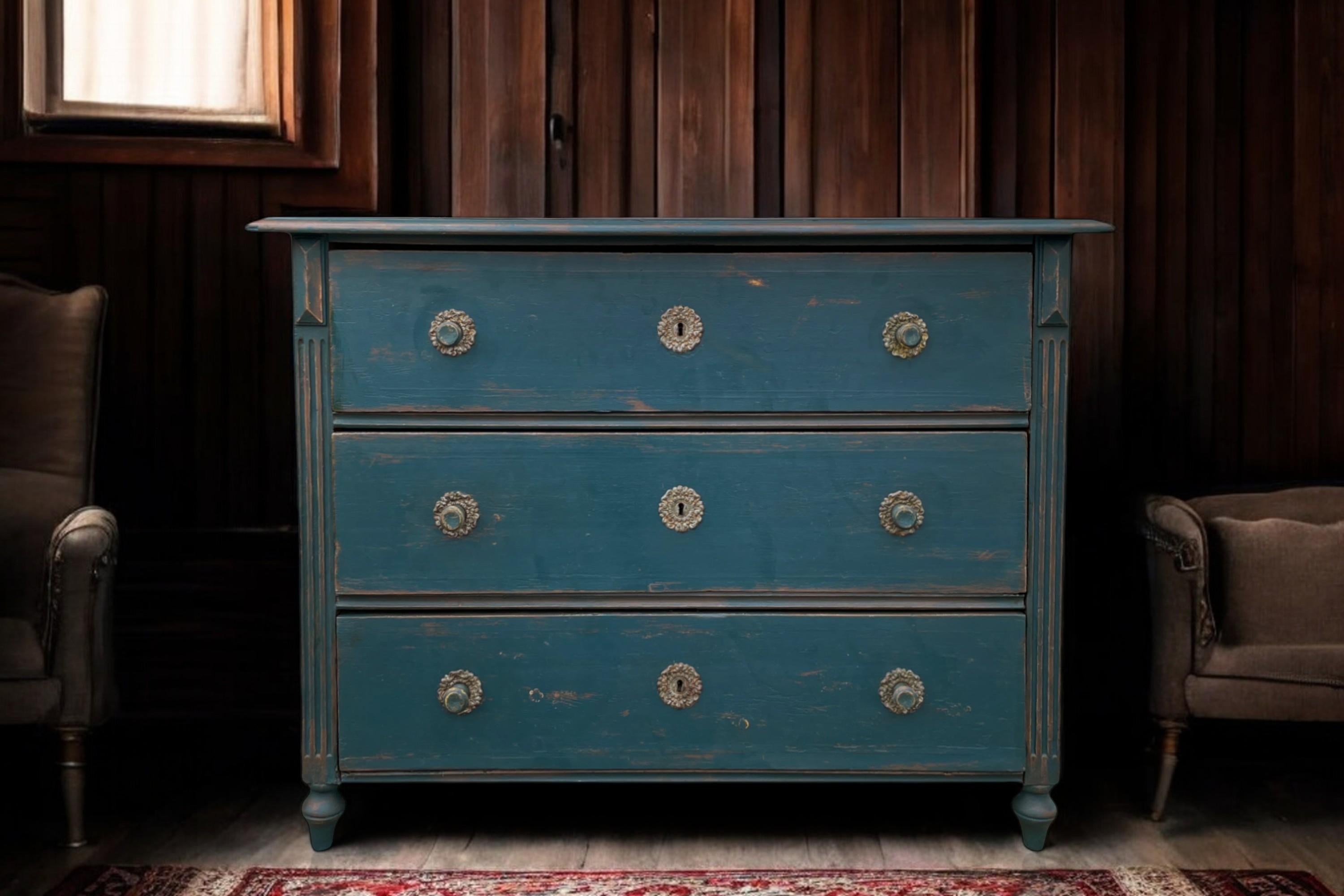 1850 Blue Painted Chest of Drawers, Central Europe 5