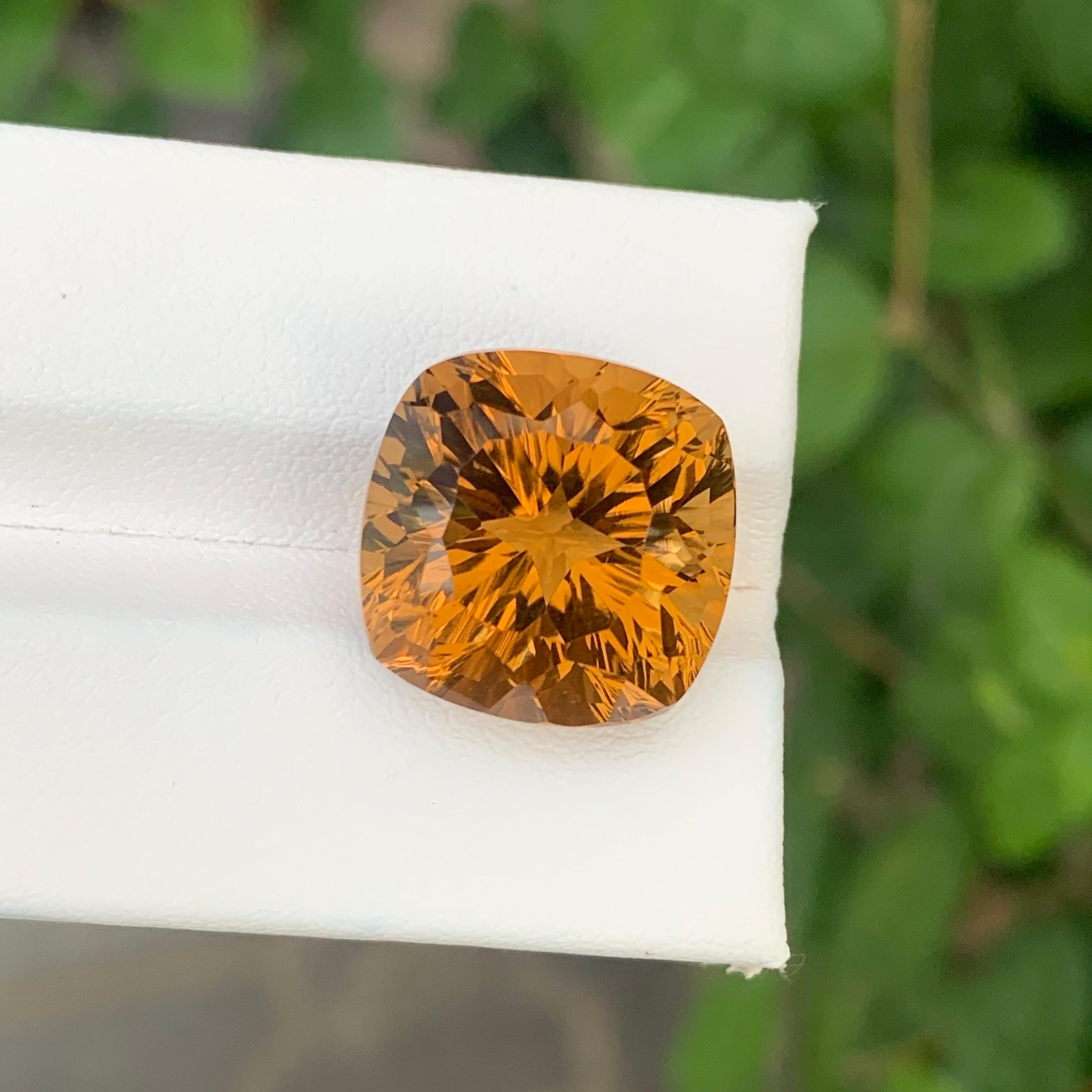 Arts and Crafts 18.50 Carat Natural Loose Honey Citrine Square Shape Gemstone (pierre précieuse de forme carrée en forme de miel) en vente