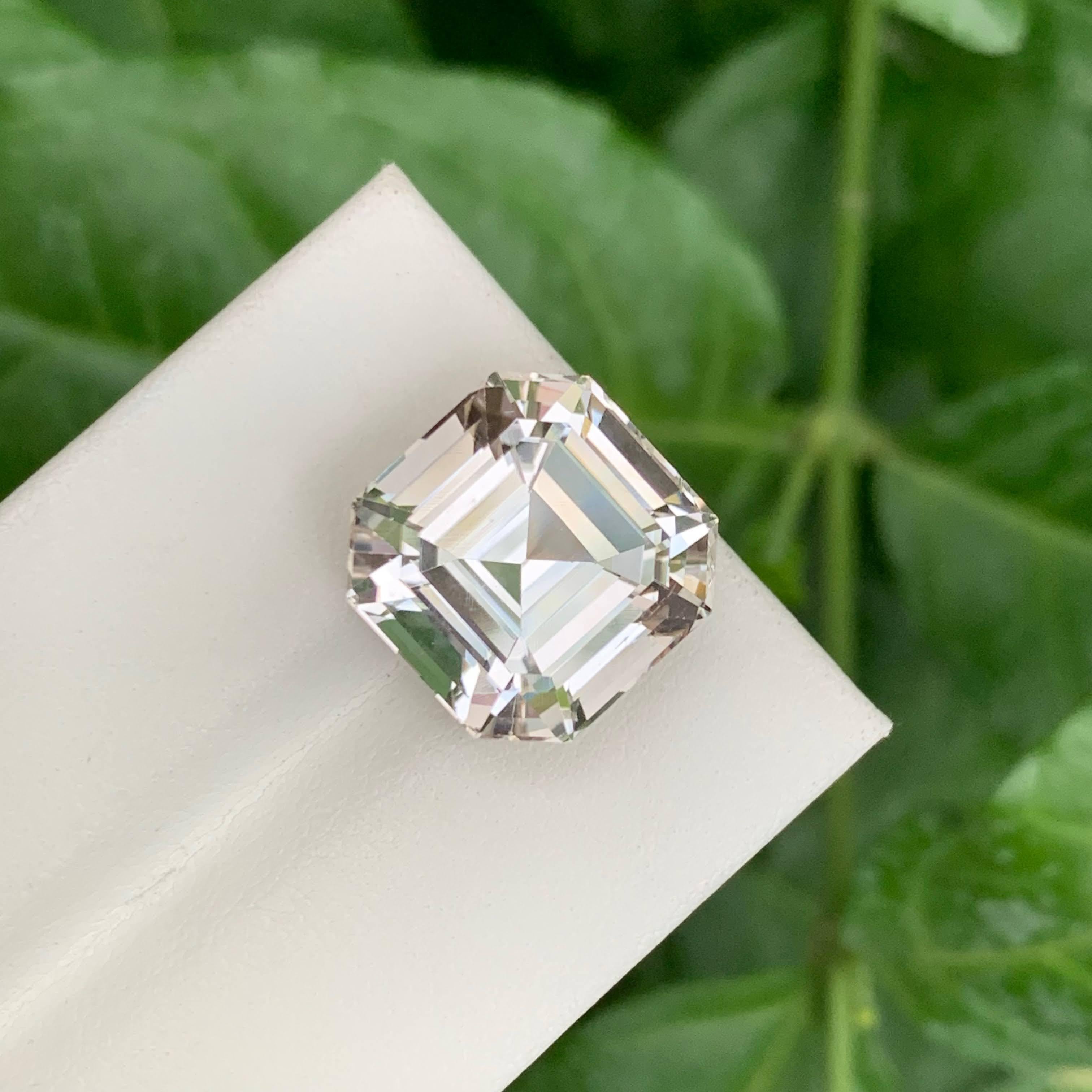 18.50 Carat Natural Loose Light Gold Topaz Stone Asscher Cut Pakistani Gemstone For Sale 4