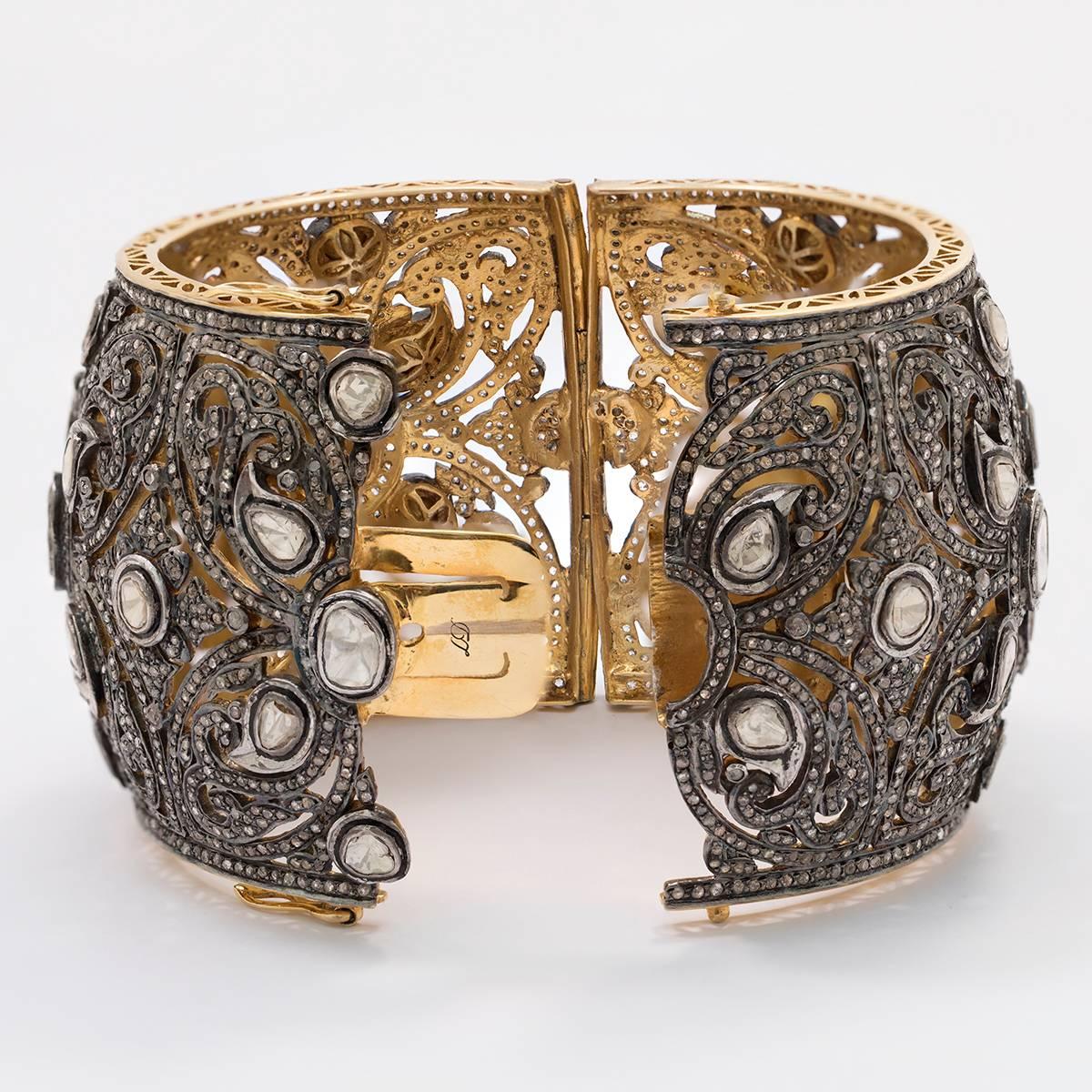 Impressive White Rose Cut and Brown Diamond total weight 18.50 carat Cuff Bracelet designed as a lace. Beautiful craftsmanship, the Diamonds of SI Clarity, set on Silver and 14 Karat Gold. Entirely hand made. 