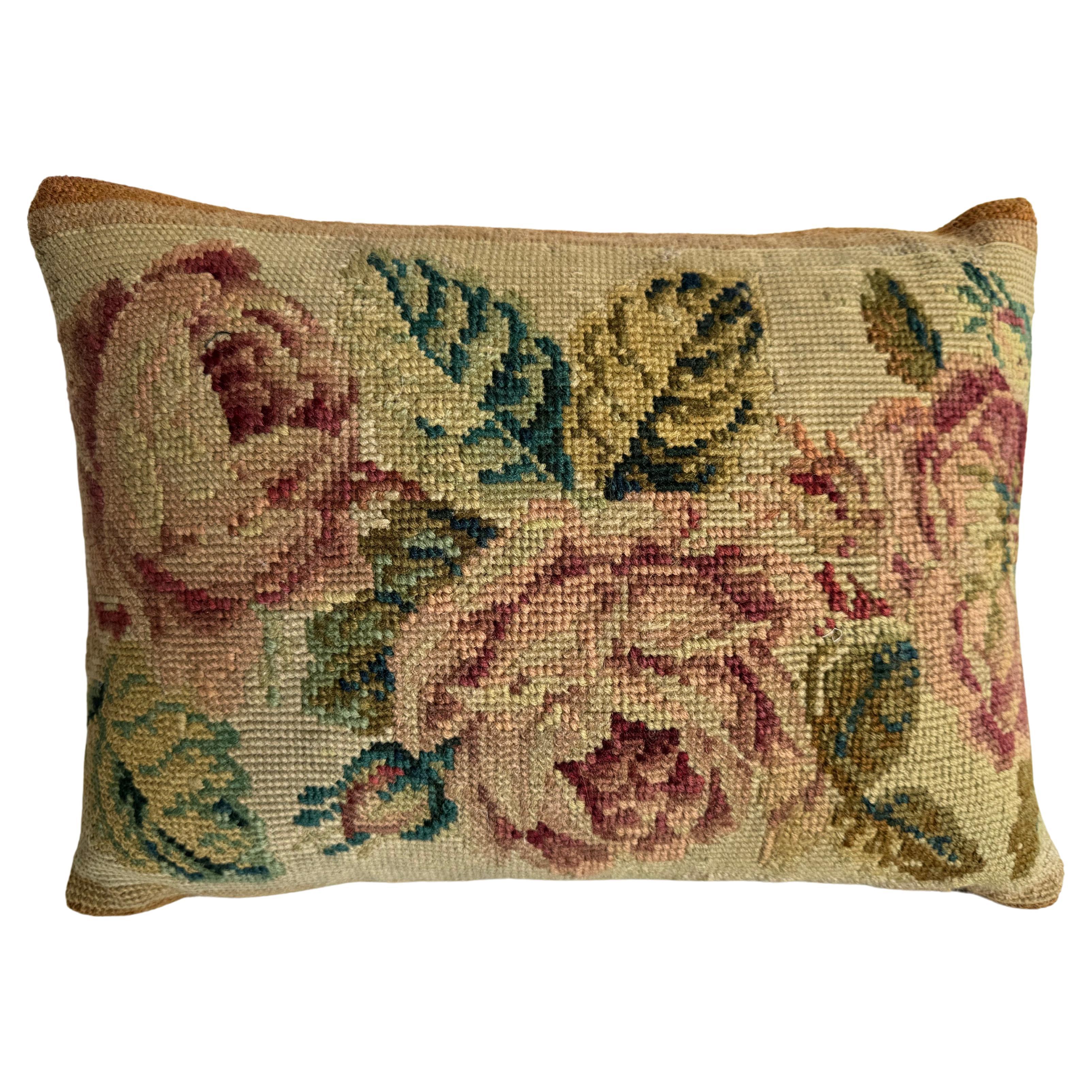 1850 English Needlework Coussin 14" x 10