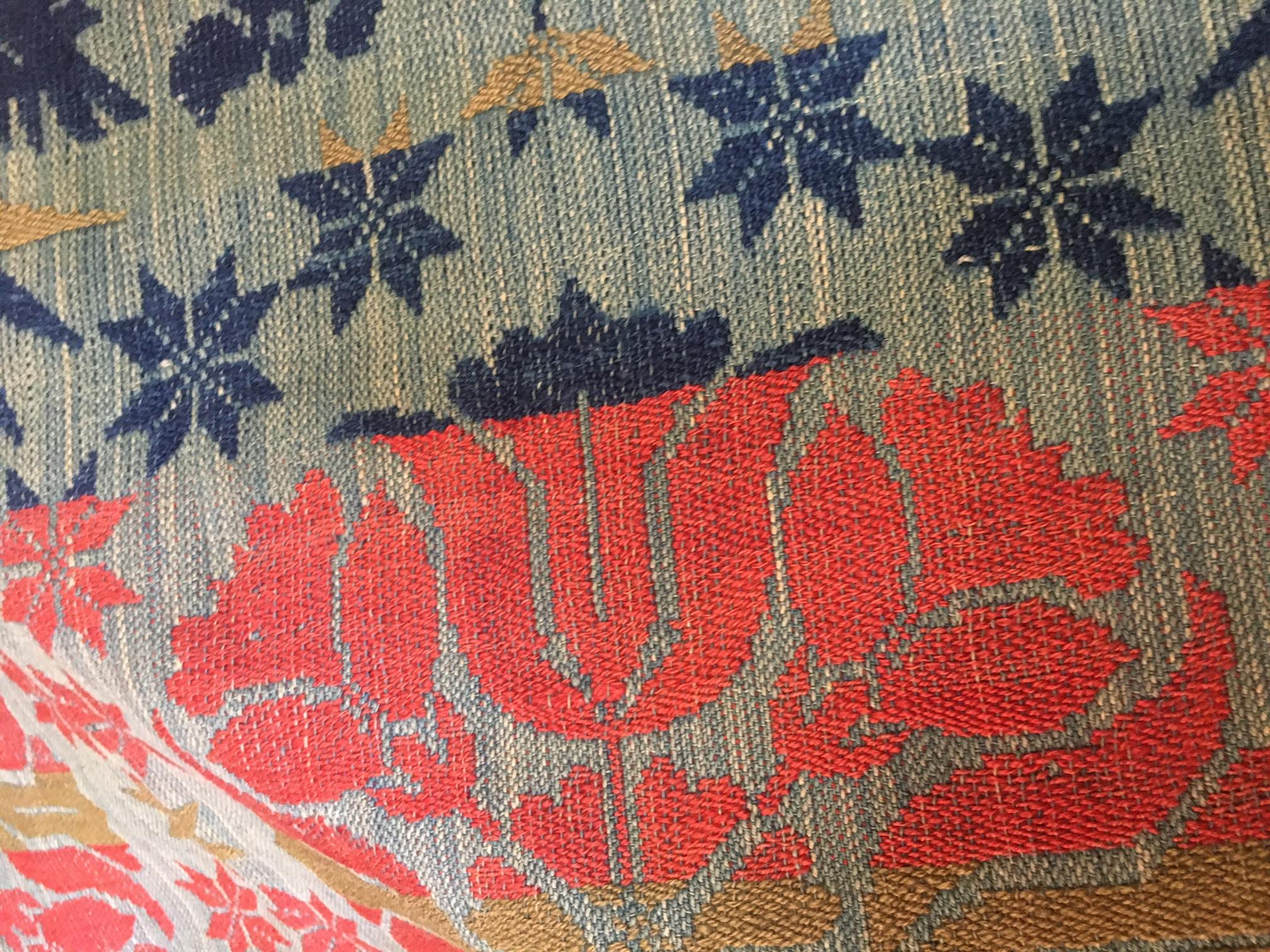 1850 Floral Medallion Signed Jacquard Coverlet from Pennsylvania Large Size For Sale 4