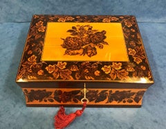 1850 Tunbridge Ware Box with boxwood floral Inla