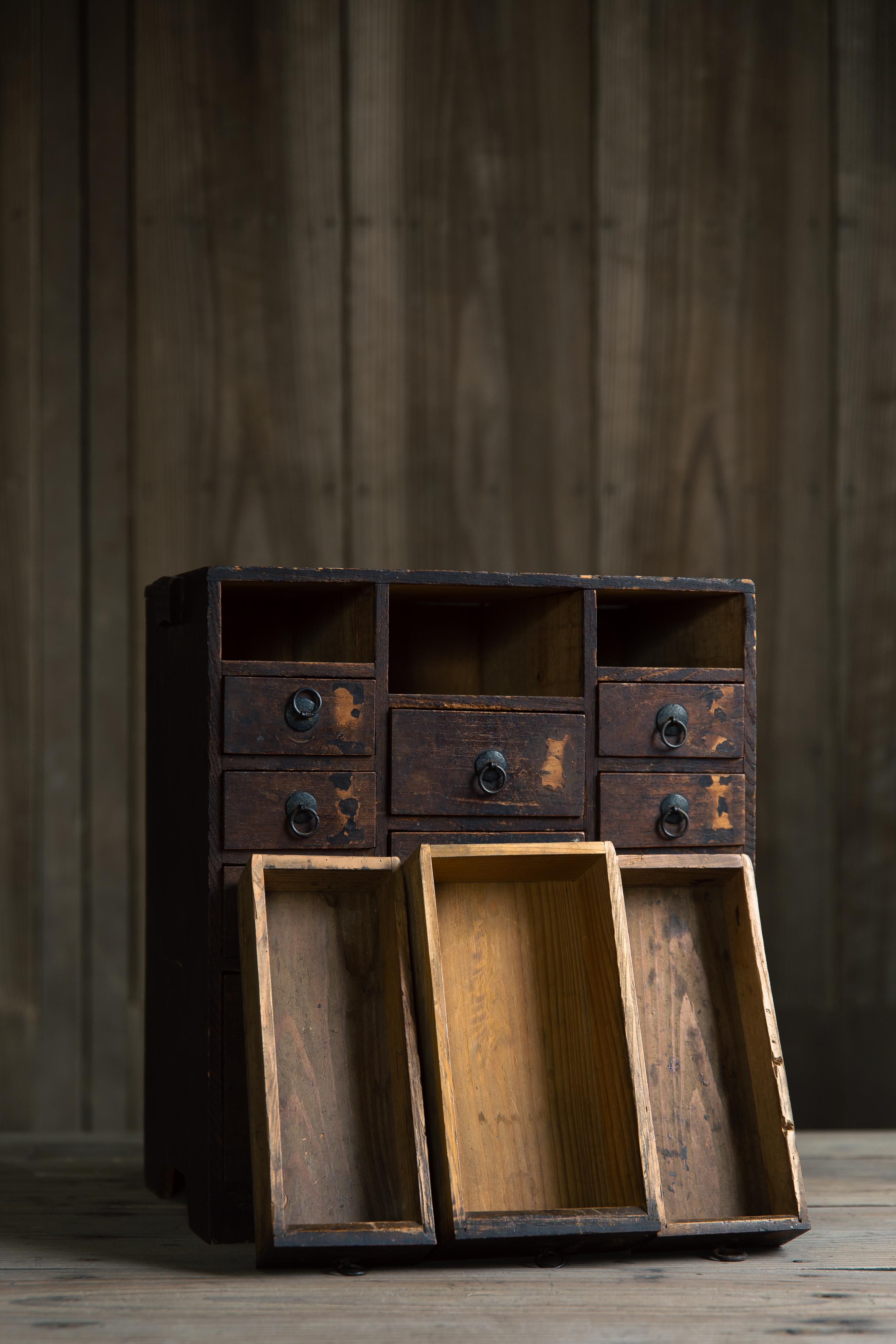 1850-70s late Edo Japanese antique mid size medicine chest. wabi sabi 5