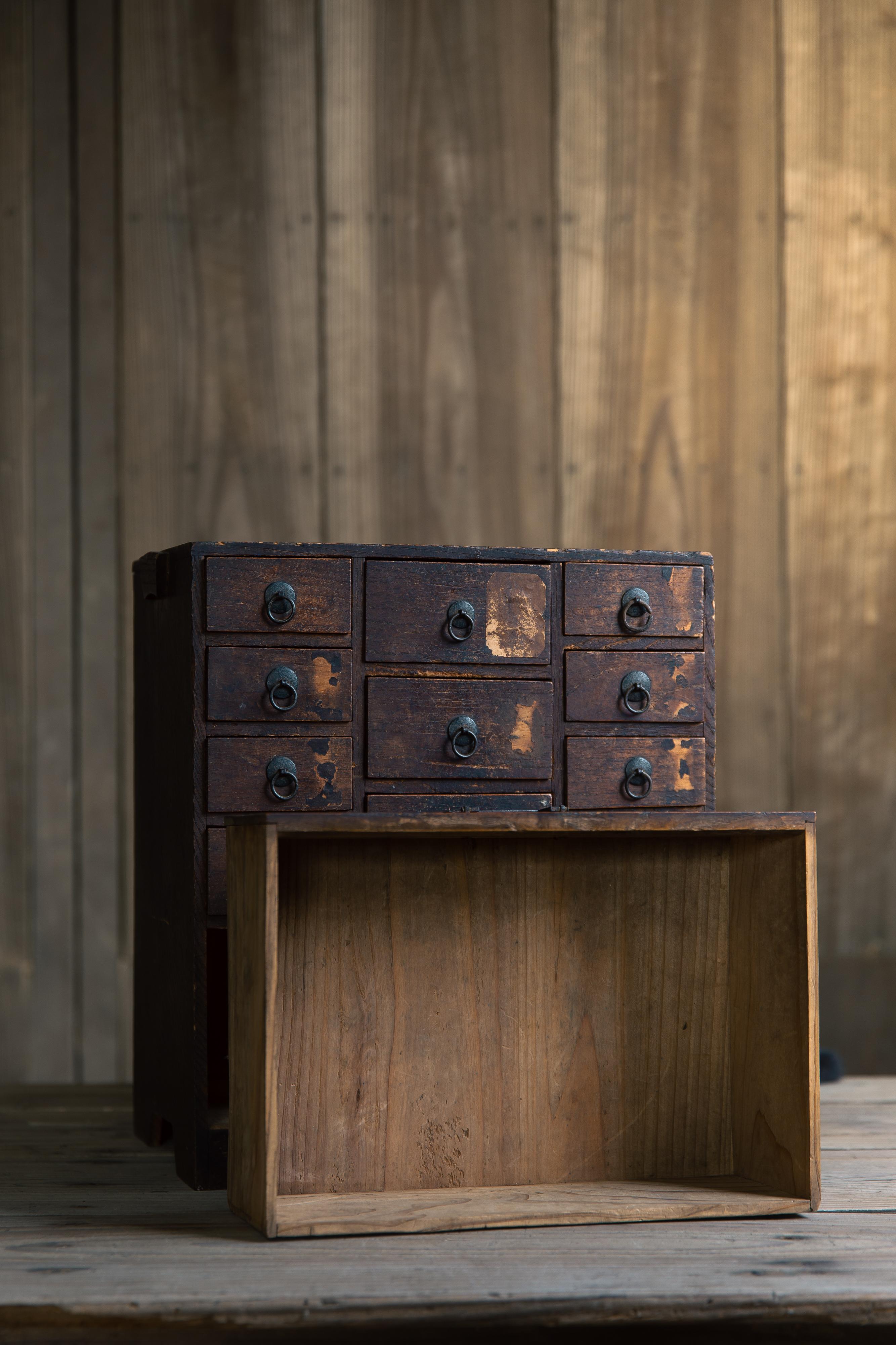 1850-70s late Edo Japanese antique mid size medicine chest. wabi sabi 9