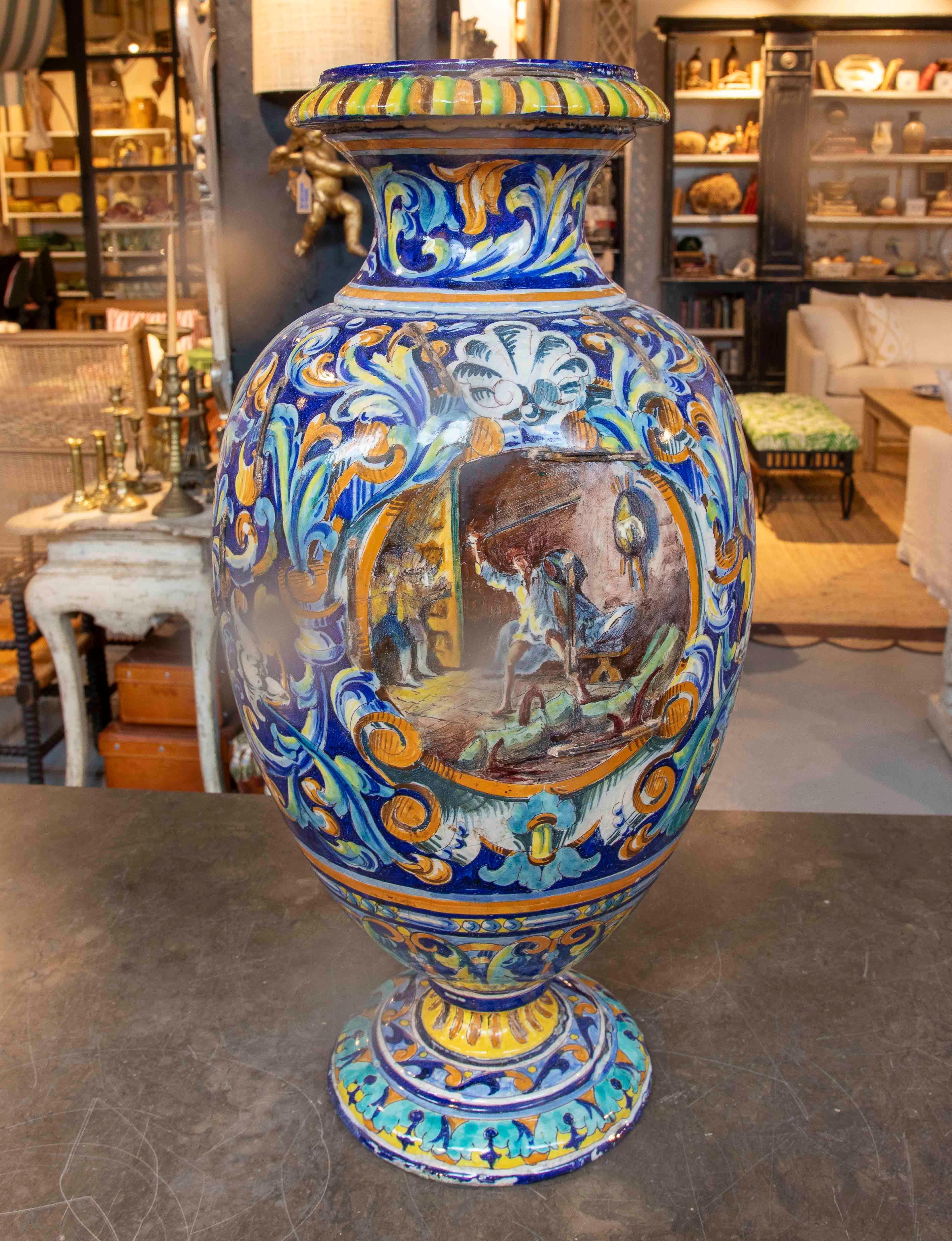 Céramique Albarelo Triana émaillée des années 1850, Colonia Rosa, Renaissance italienne Bon état - En vente à Marbella, ES