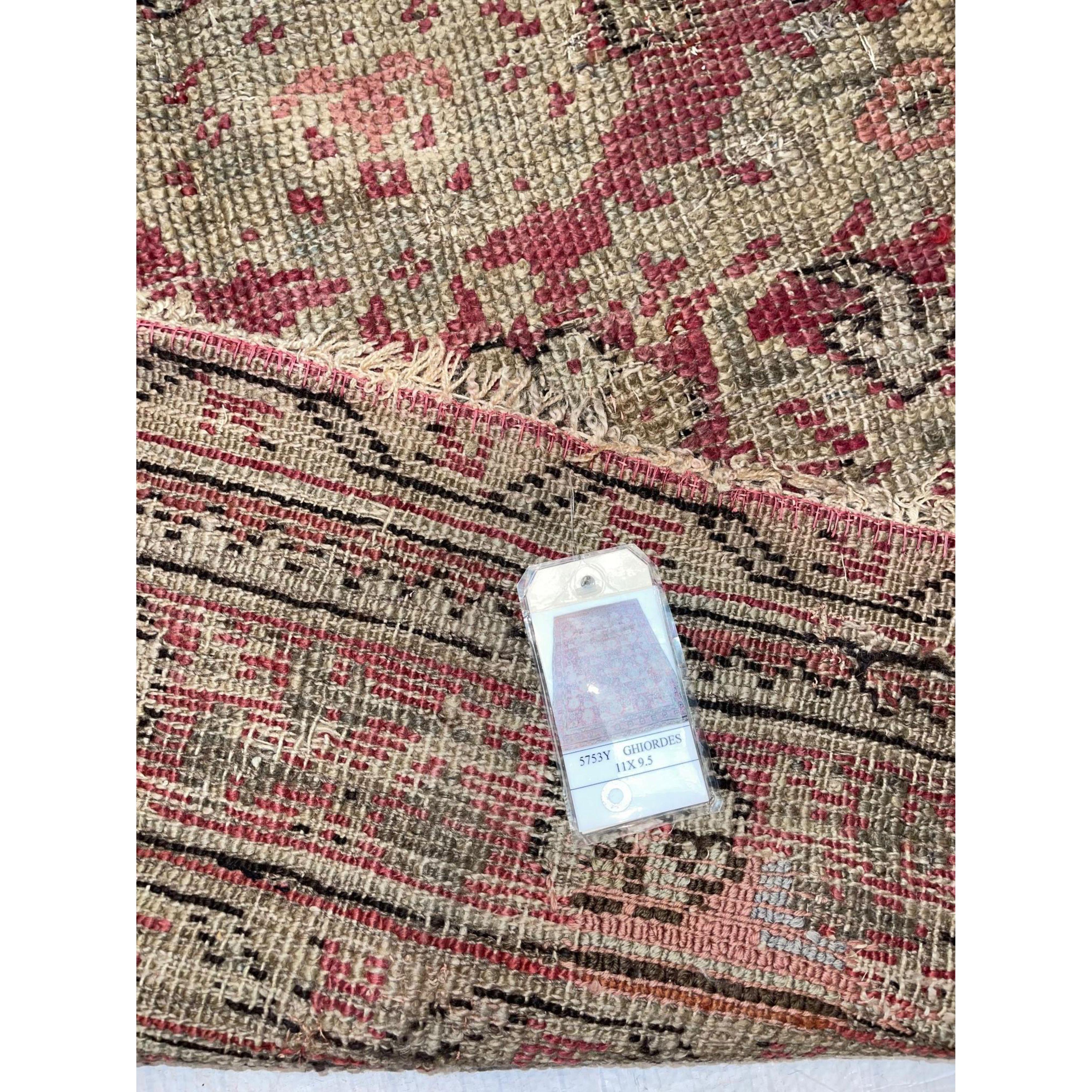 1850s Antique Floral Turkish Oushak Rug In Good Condition For Sale In Los Angeles, US