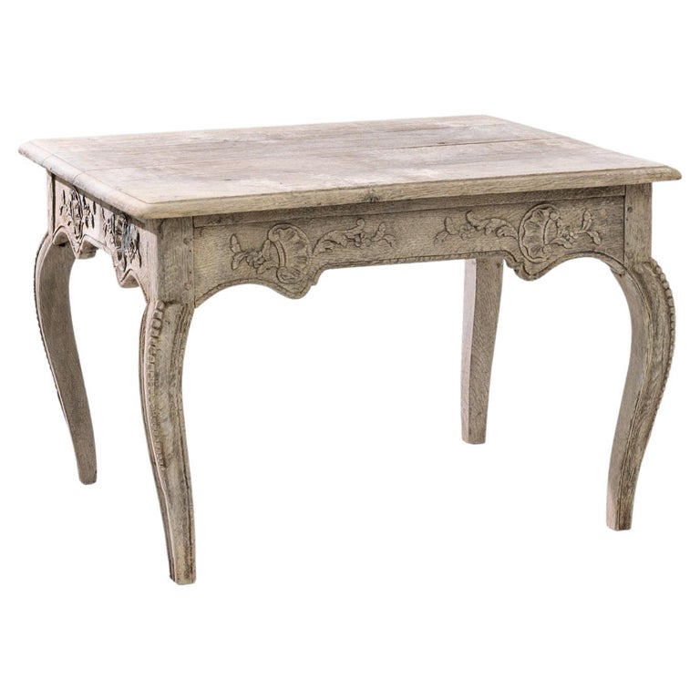 Petite Table D'appoint Ancienne En Bois - Haute - Reconditionnée