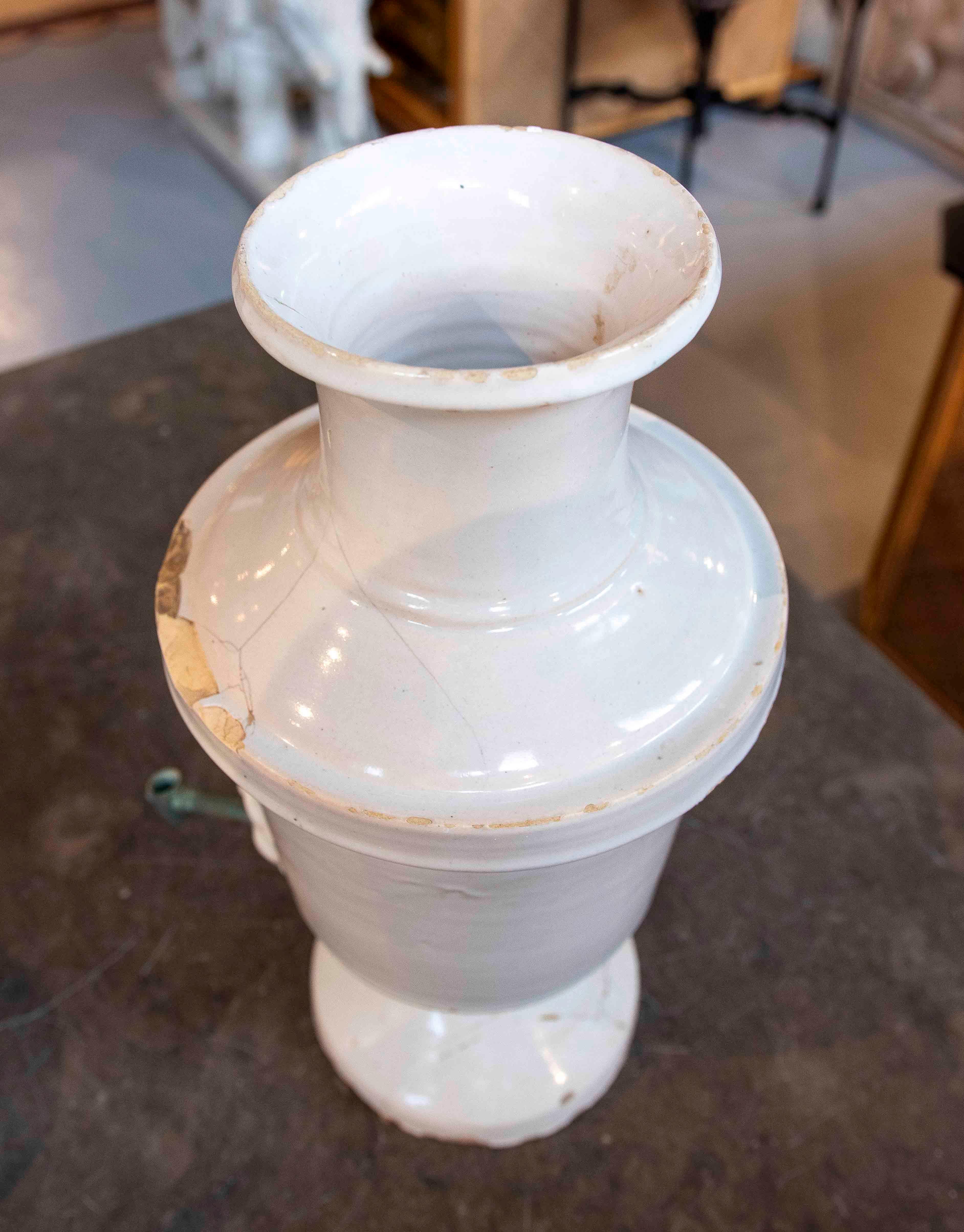 Antica brocca in ceramica smaltata del 1850 con un volto sul beccuccio 5