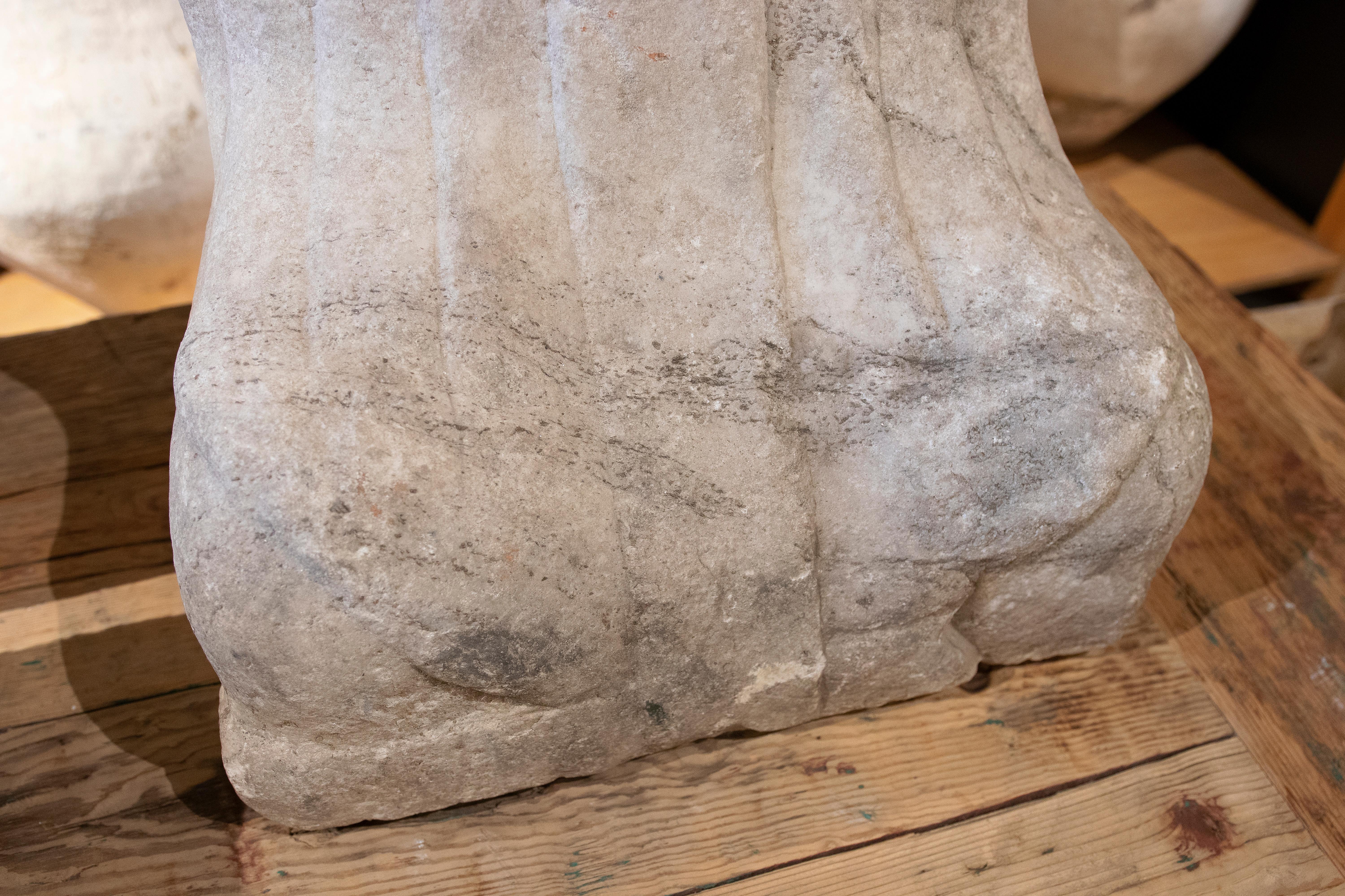 1850 Antique Marble Buddha Torso Carved with Draped Robes en vente 5