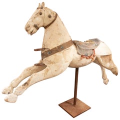 Cheval à bascule en bois pour enfants des années 1850 avec patine d'origine