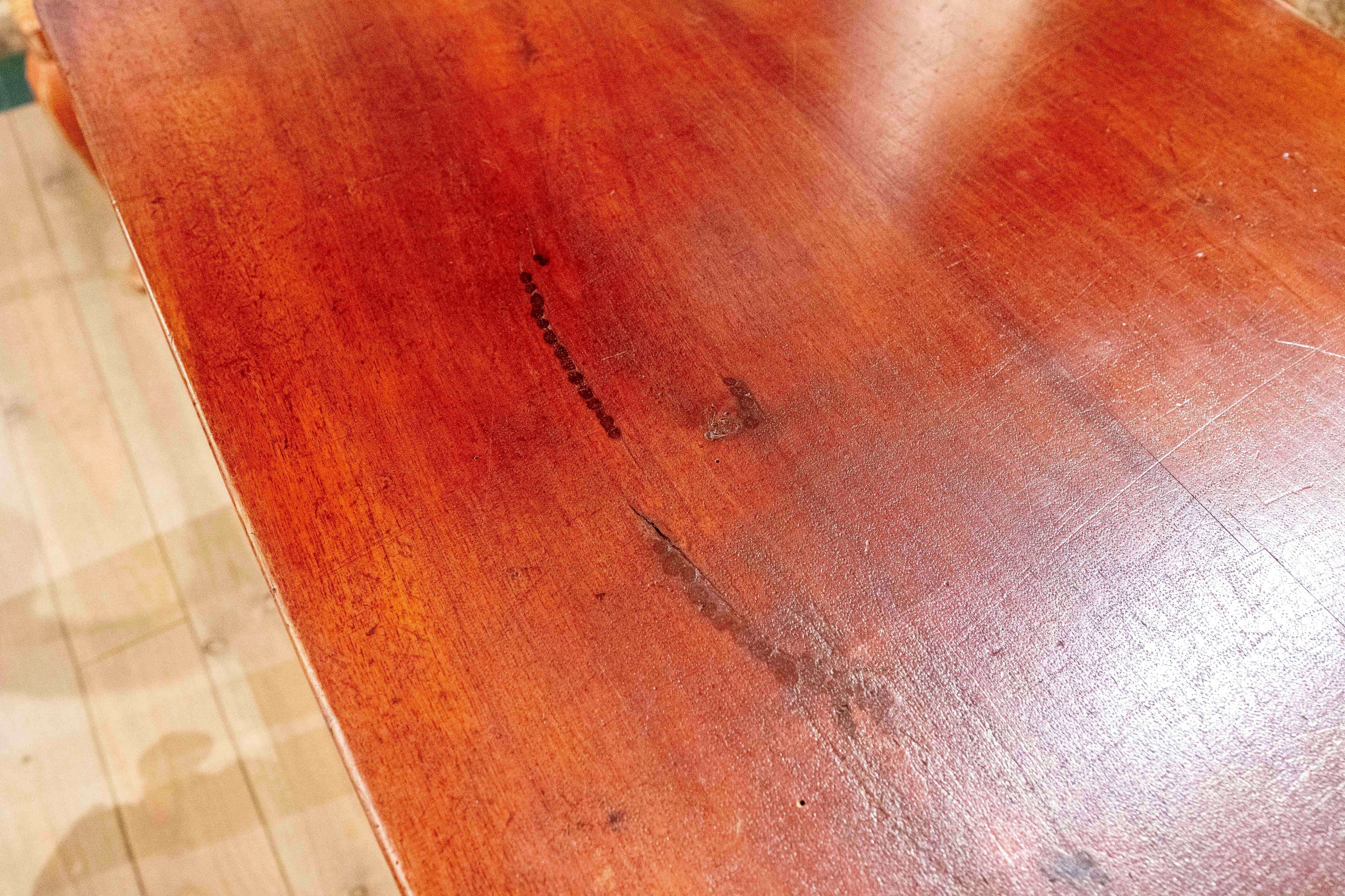 1850s Classic Style Rectangular Dining Table in Solid Wood For Sale 9