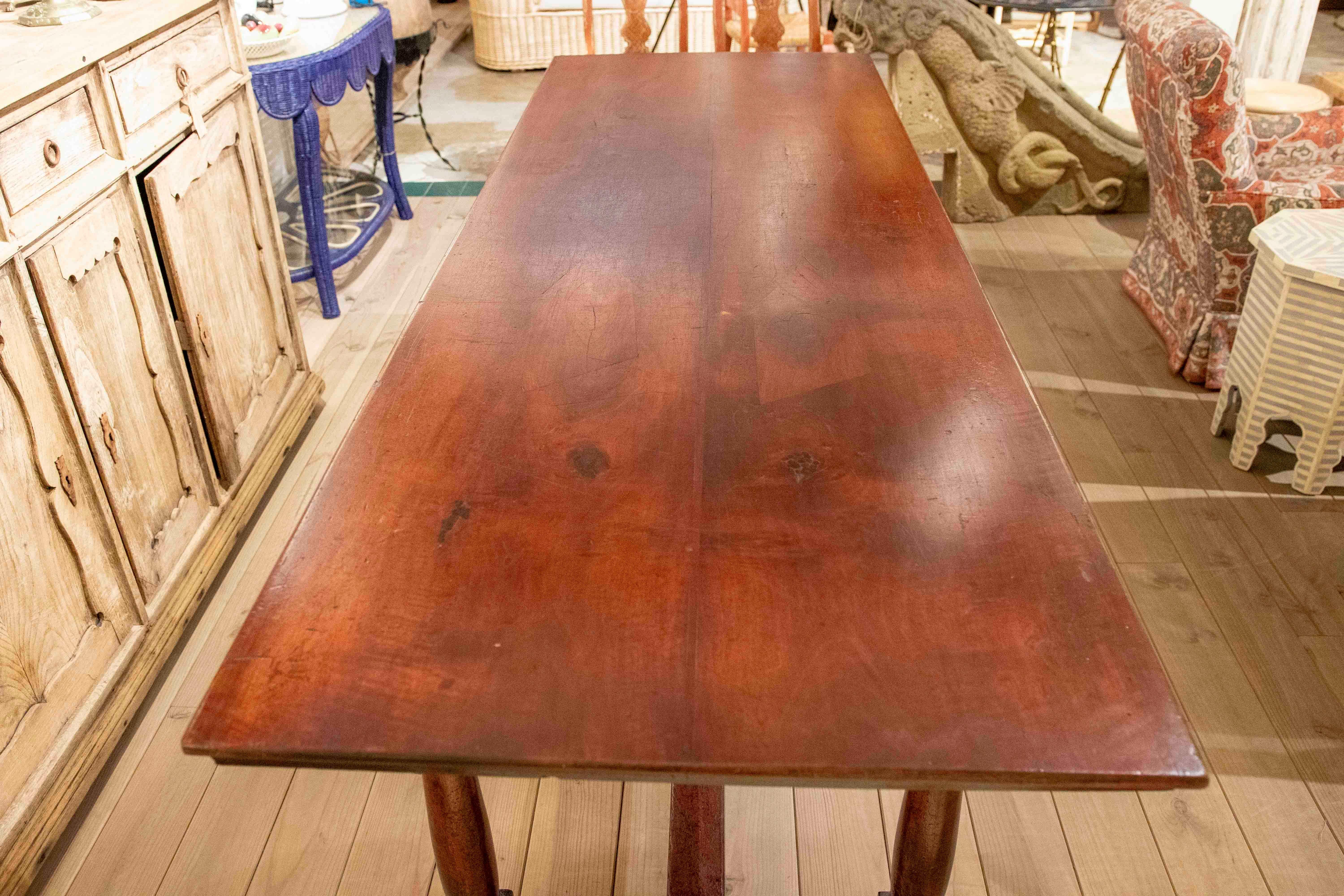 1850s Classic Style Rectangular Dining Table in Solid Wood For Sale 4