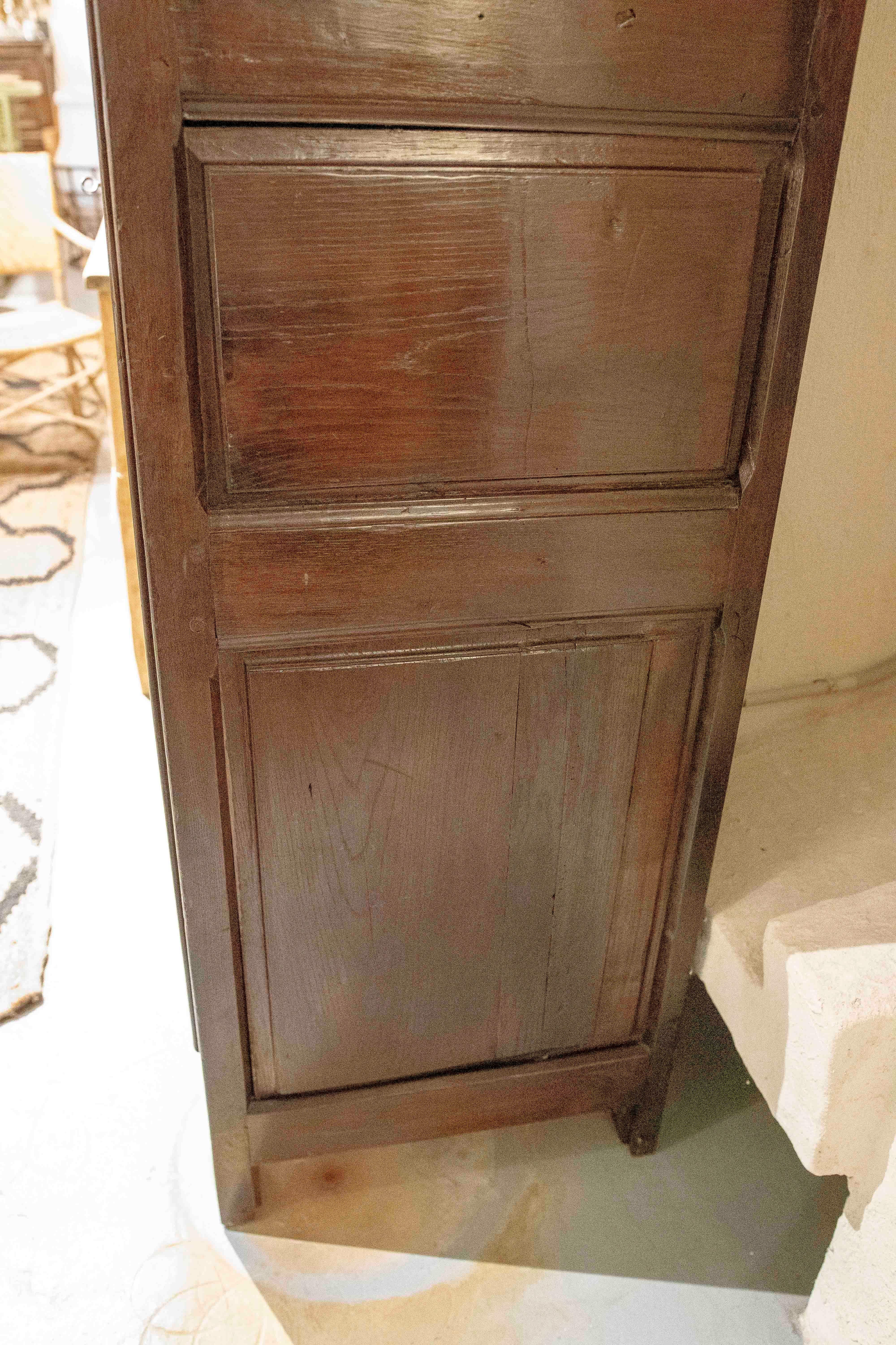 1850s English Narrow Wooden Closet with One Door & Original Hardware. 8