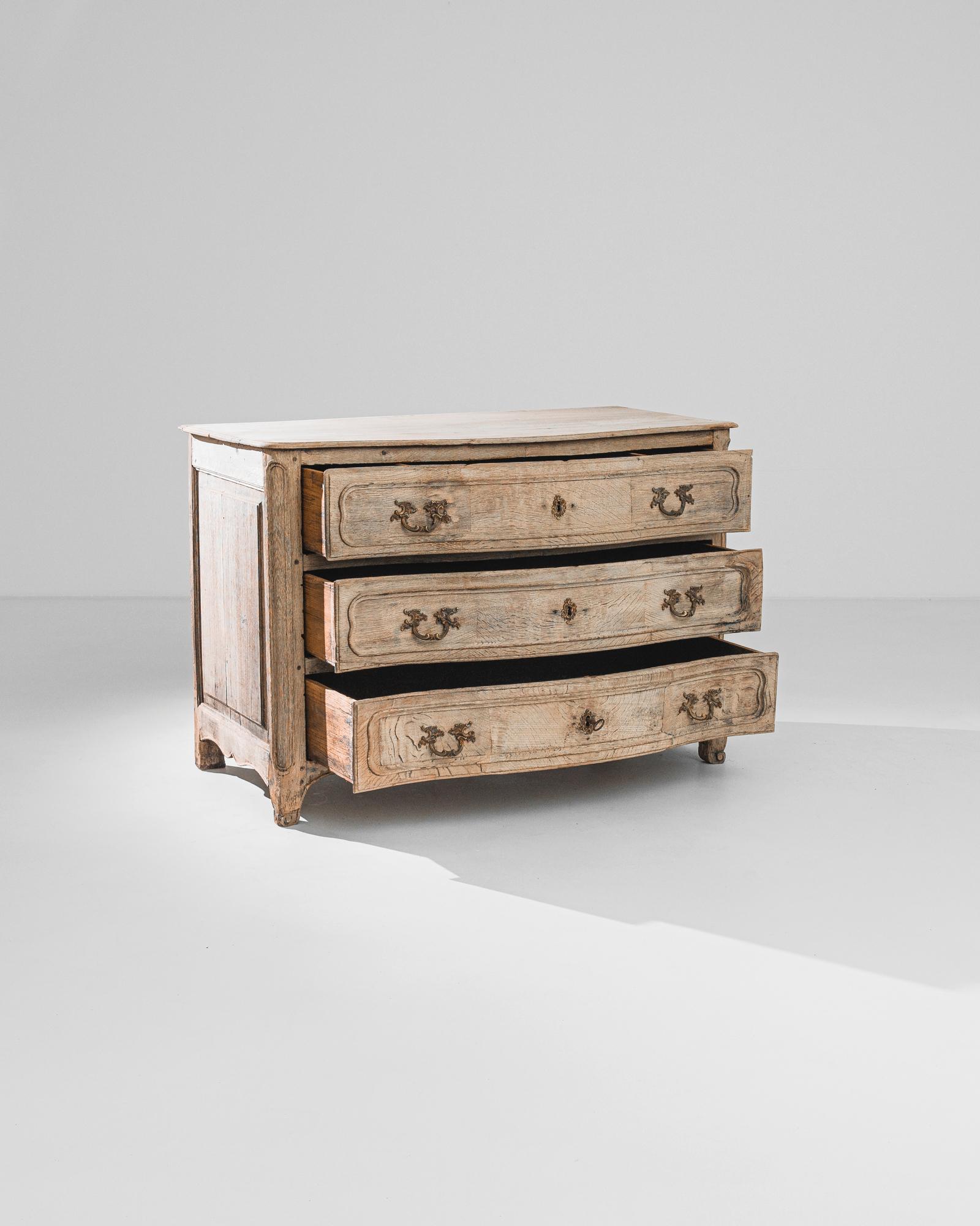 19th Century 1850s French Bleached Oak Chest of Drawers