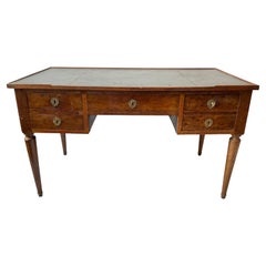 Scrivania francese del 1850 con piano in pelle. Ripiani estraibili