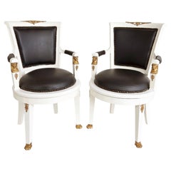 Fauteuils de style Empire français des années 1850, avec de superbes garnitures en bronze doré, peints et rembourrés