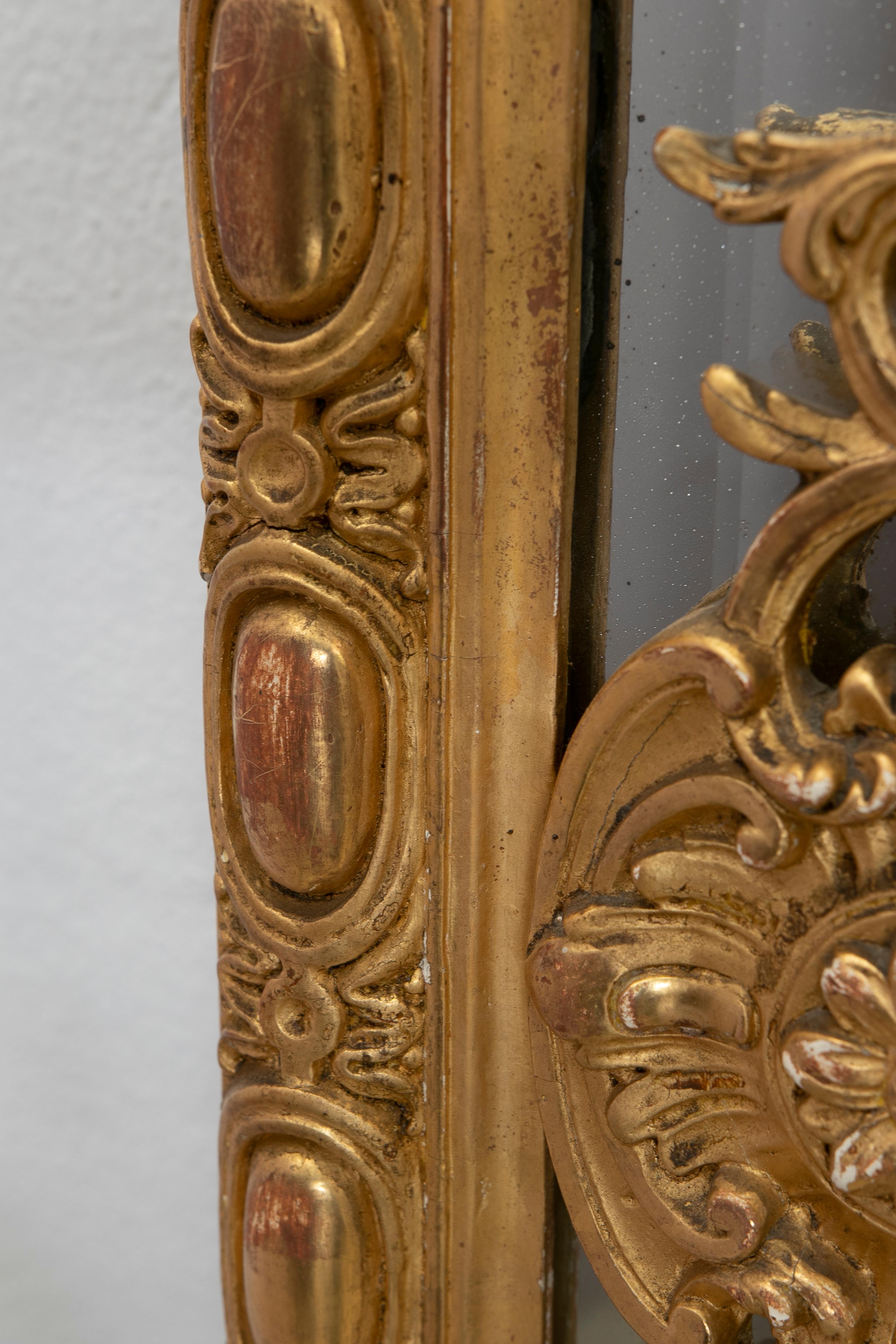 1850s French Gold Giltwood Wall Mirror w/ Acanthus Leaf Scrolls Decoration 10