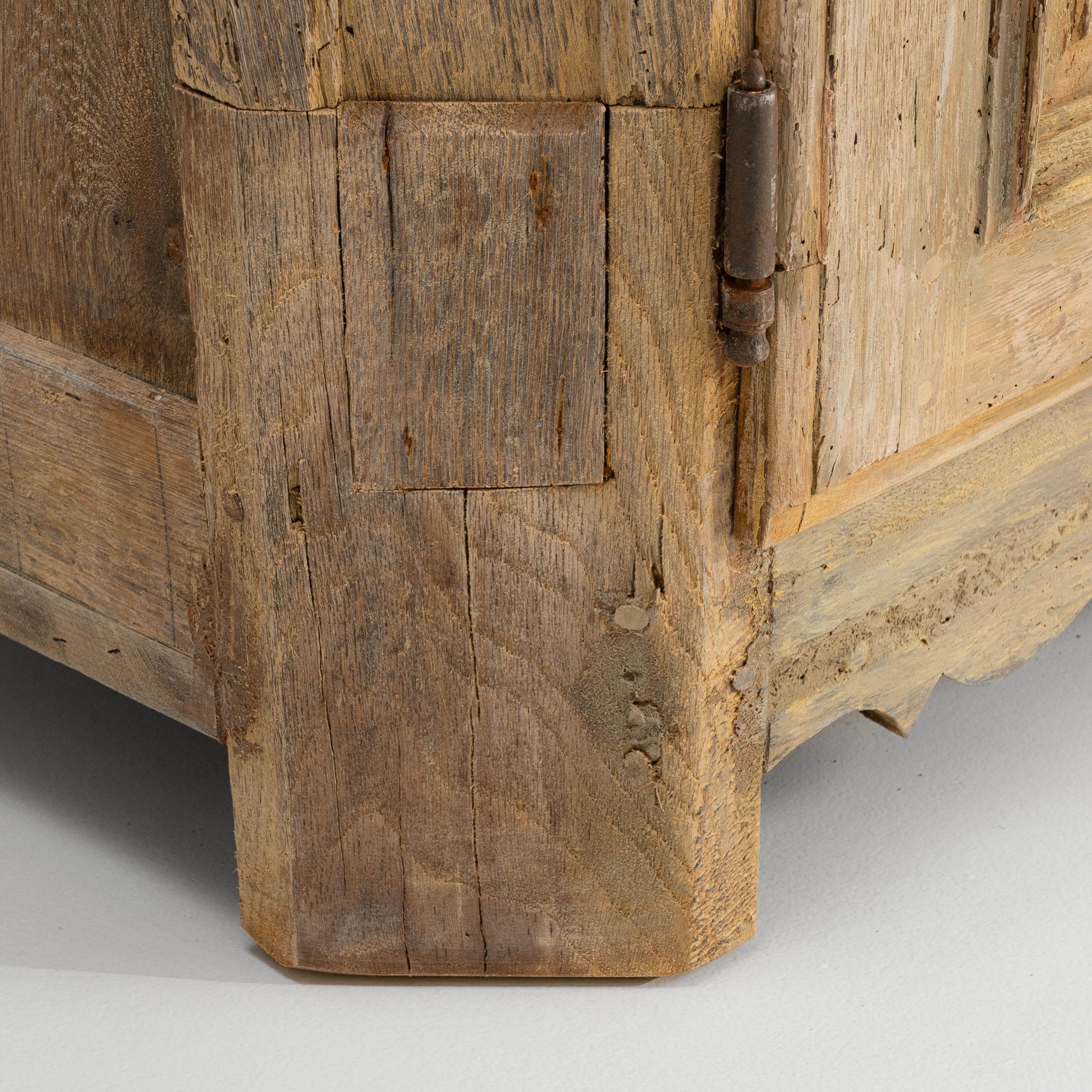 1850s French Provincial Oak Buffet in vendita 3