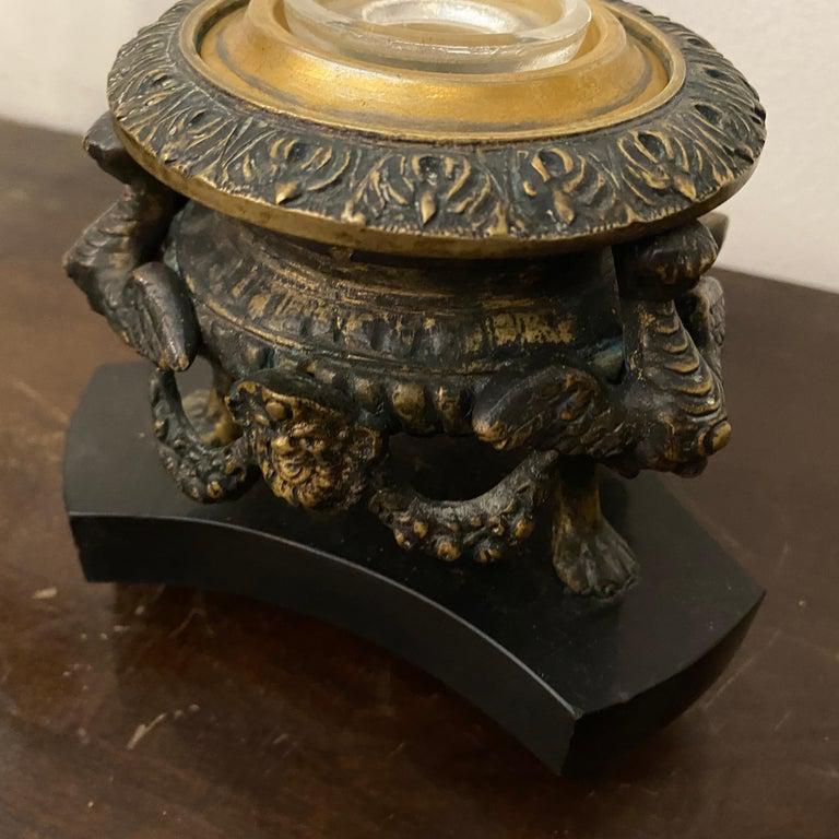Louis Philippe 1850s High Quality Bronze and Black Marble Italian Inkwell For Sale