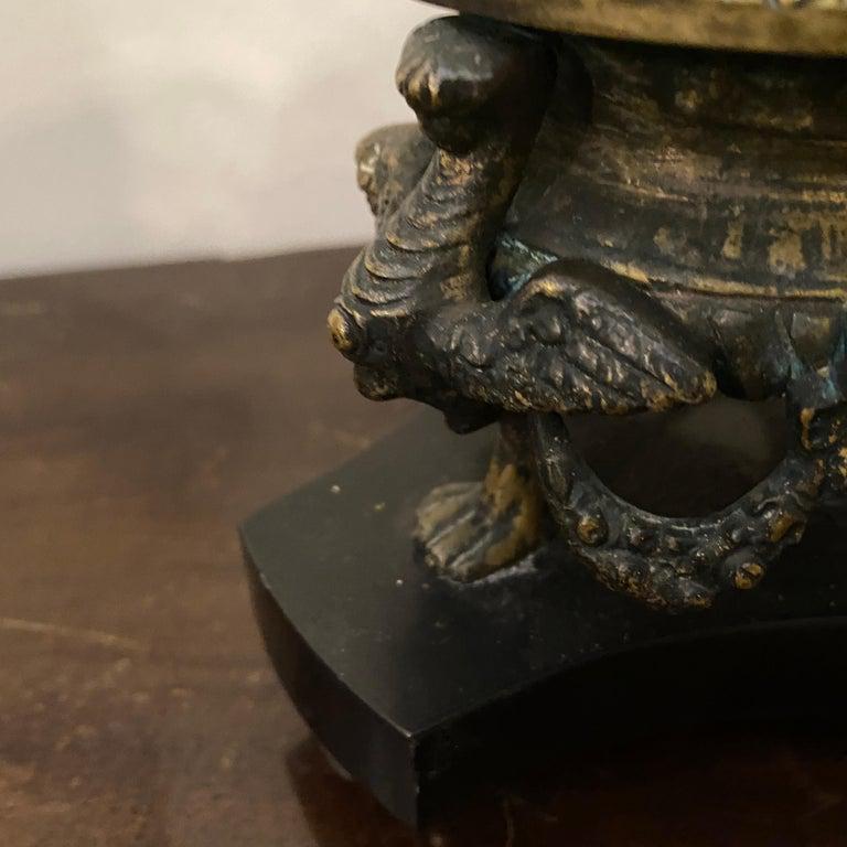 1850s High Quality Bronze and Black Marble Italian Inkwell For Sale 4