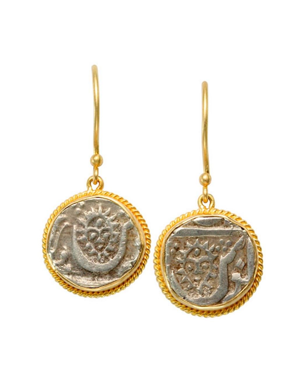 1850's India Sun-face Coin 18K Gold Wire Earrings In New Condition For Sale In Soquel, CA
