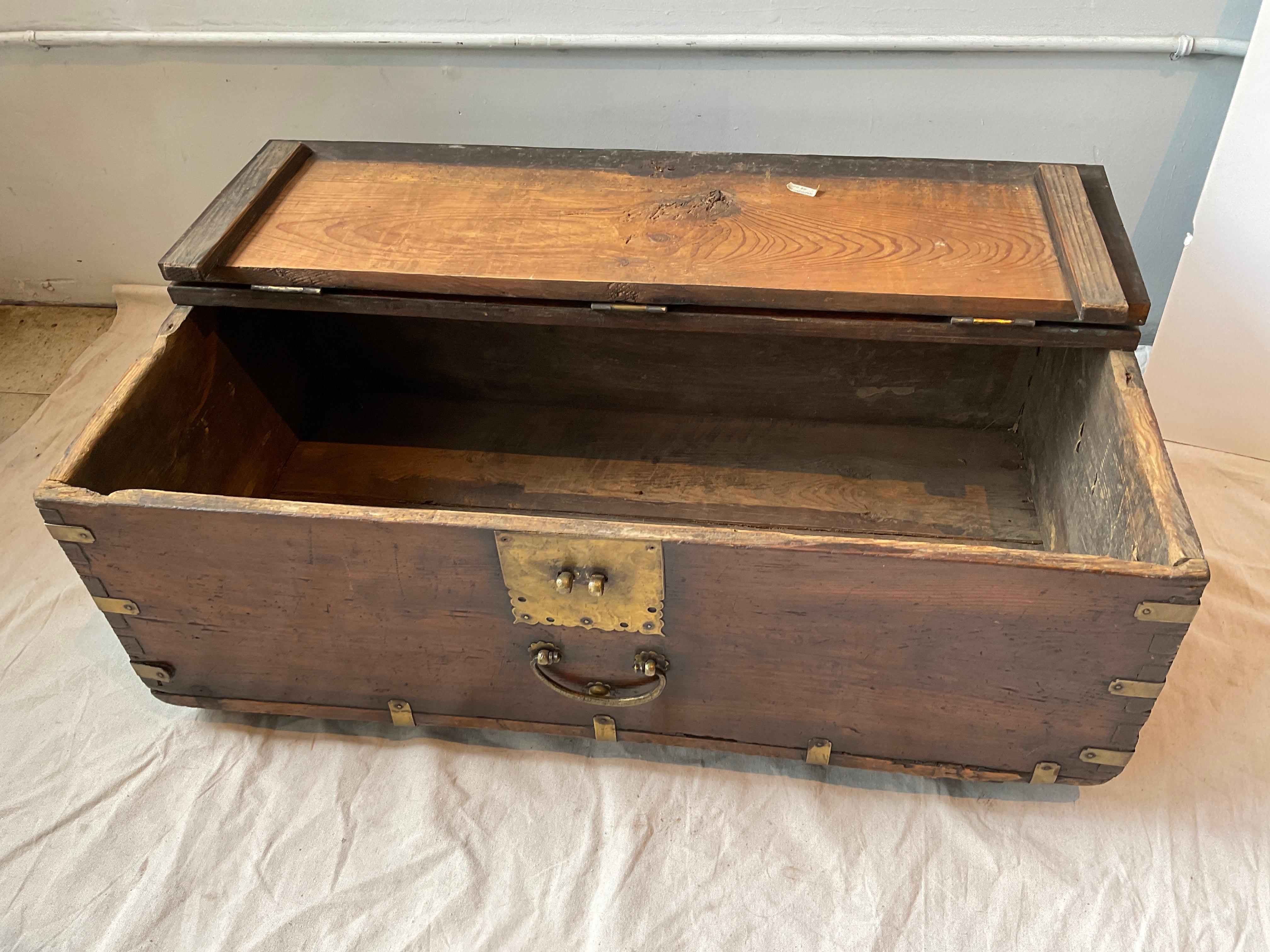 1850s Korean Coin Chest Ton-Kwe in vendita 4