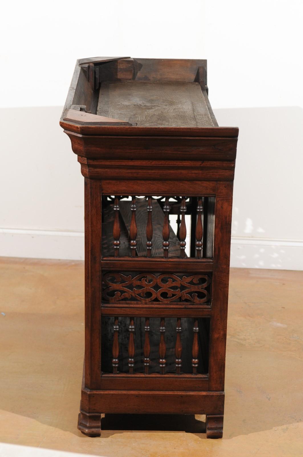 1850s, Louis Philippe French Dauphinoise Walnut Panetière with Openwork Motifs 8