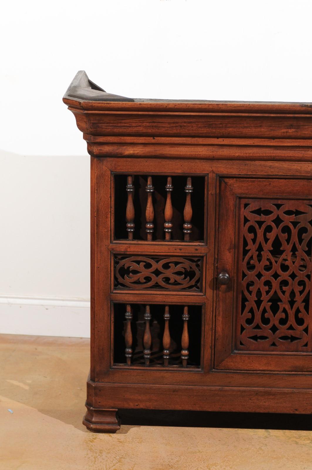 19th Century 1850s, Louis Philippe French Dauphinoise Walnut Panetière with Openwork Motifs