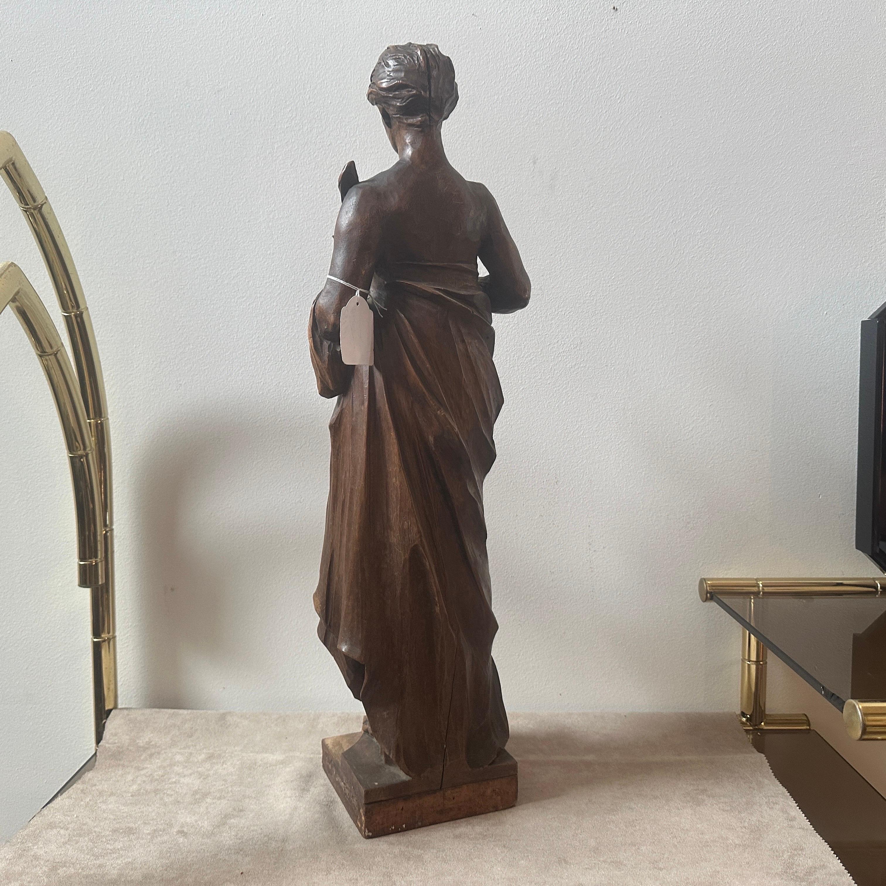 1850s Neoclassical Hand-Carved Walnut Italian Sculpture of a Roman Bather For Sale 7
