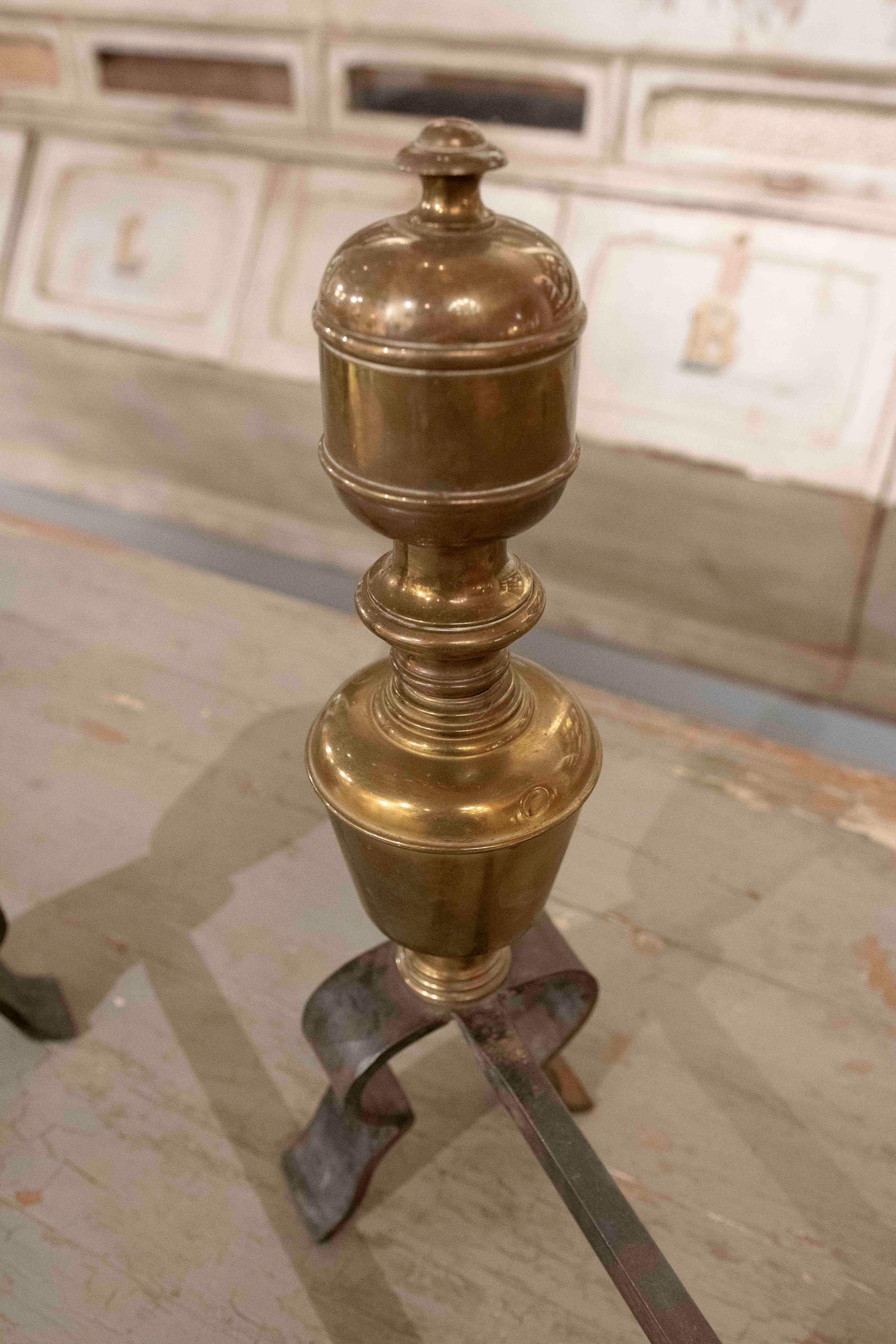 1850s Pair of Bronze and Wrought Iron Fireplace Caps For Sale 6