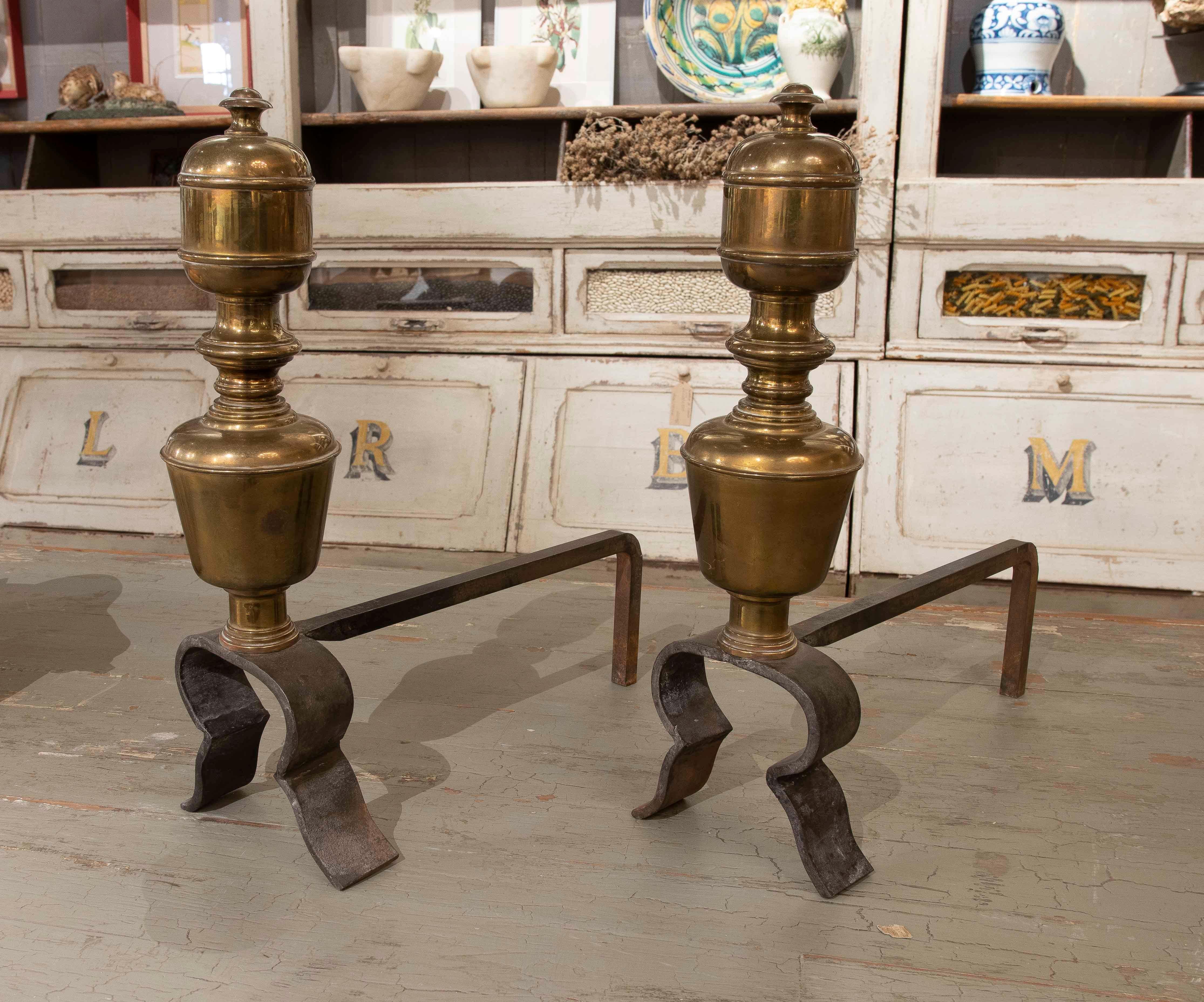 Spanish 1850s Pair of Bronze and Wrought Iron Fireplace Caps For Sale