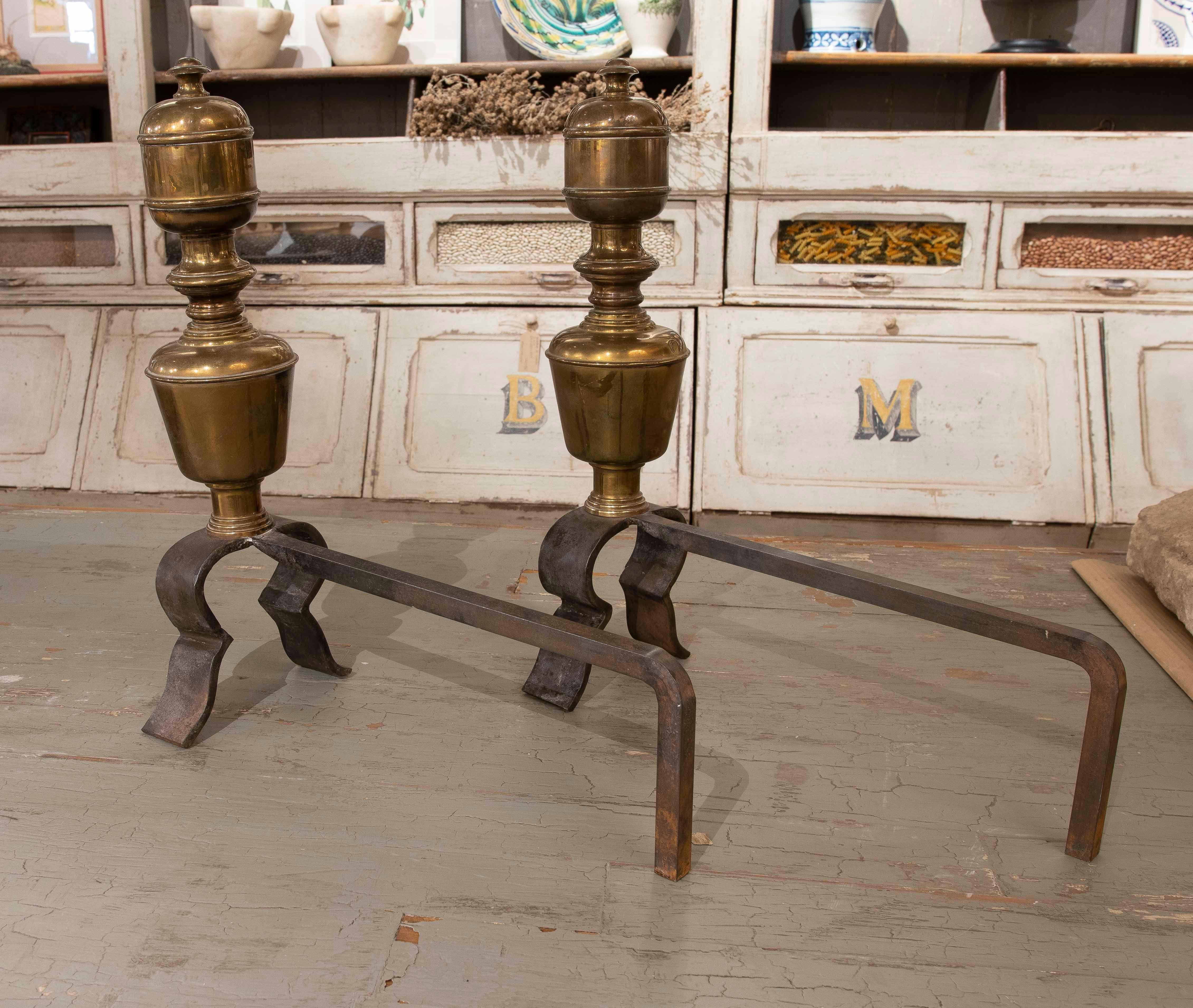 1850s Pair of Bronze and Wrought Iron Fireplace Caps For Sale 2