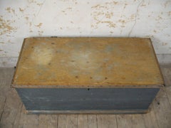 1850's Rustic 6 board Pine Blue / Gray Blanket Chest