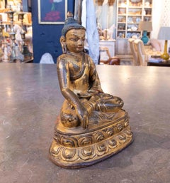 1850s Sculpture of Buddha in Gilded Bronze with Traces of Gold