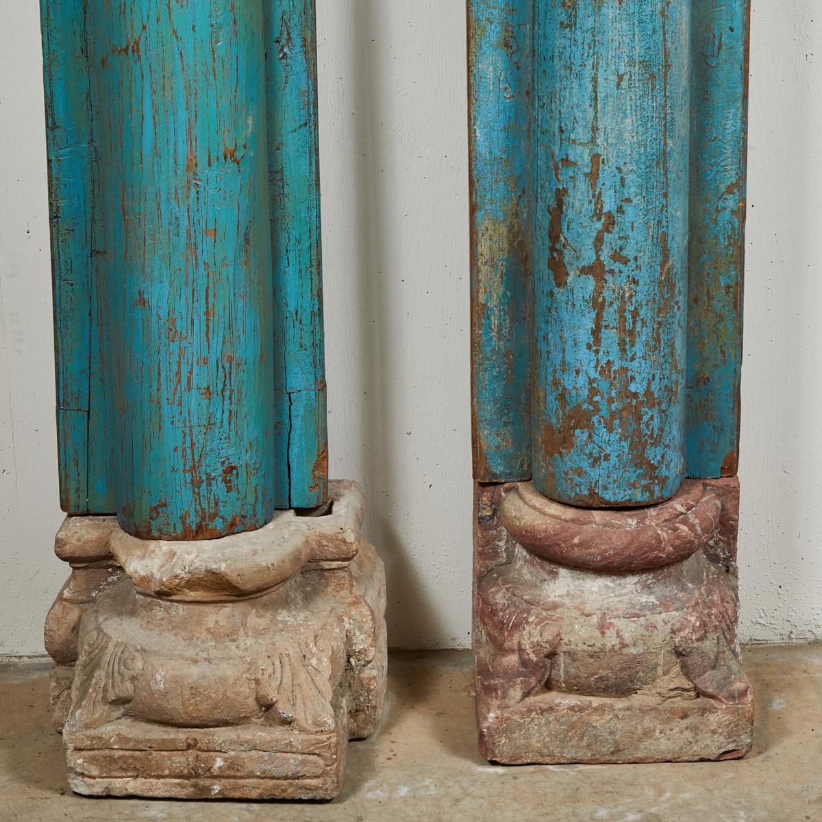 1850s Set of Four French Painted and Carved Wood Architectural Columns In Good Condition In Los Angeles, CA